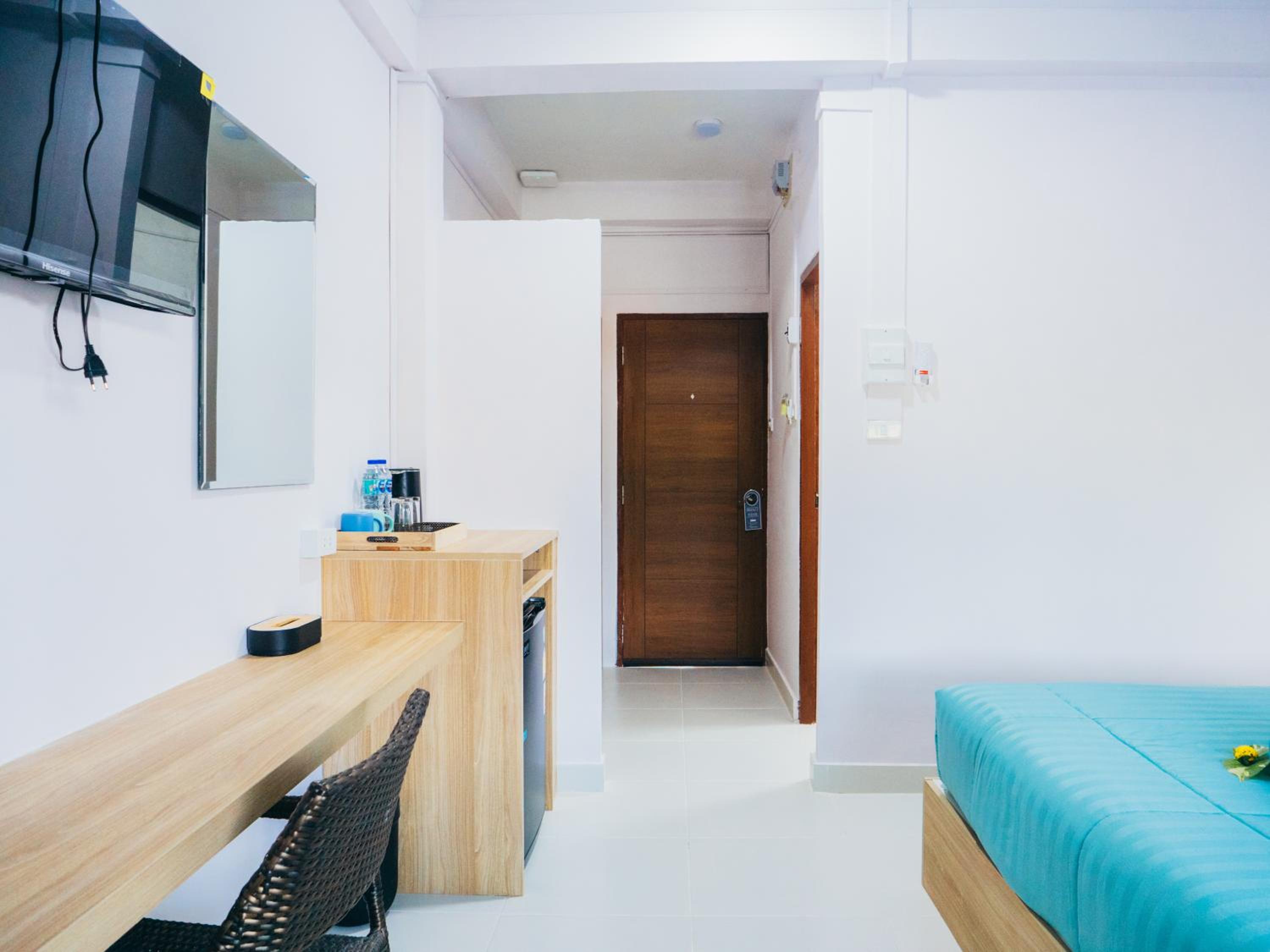 Deluxe Twin Room with Sea View