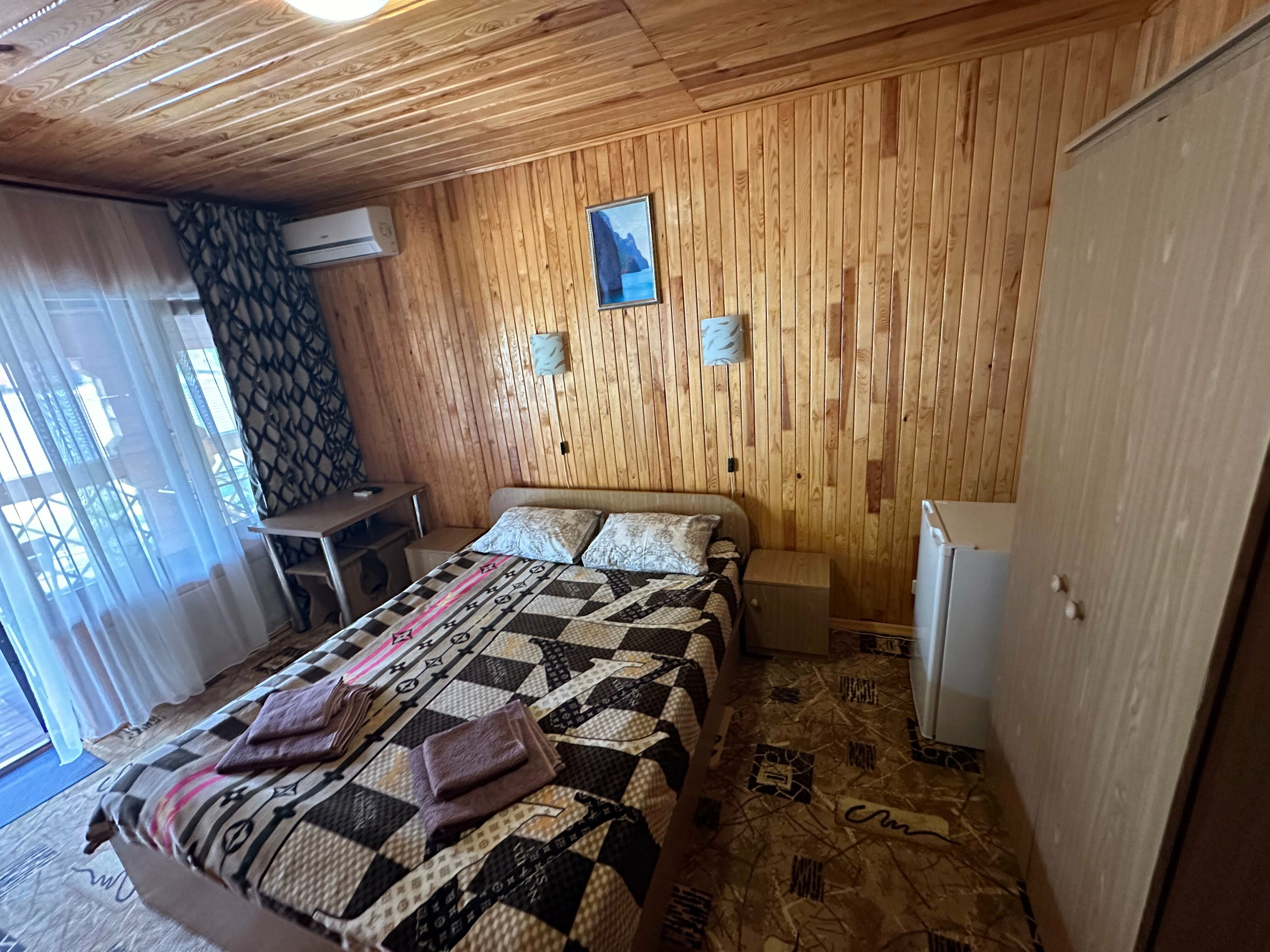 Большой двухместный номер с 1 кроватью