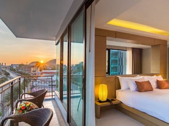 Grand Deluxe Room