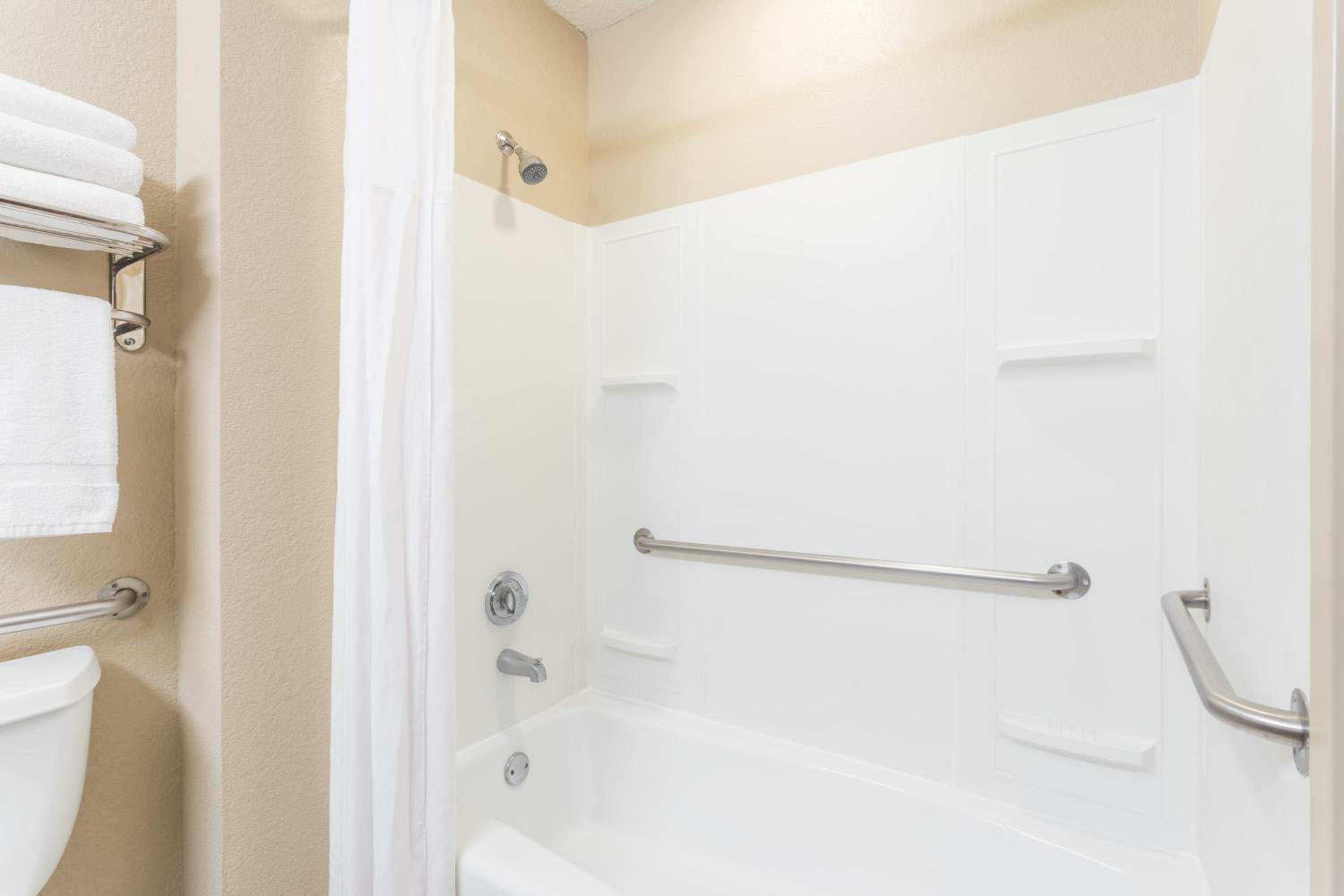 King Suite -  Non-Smoking