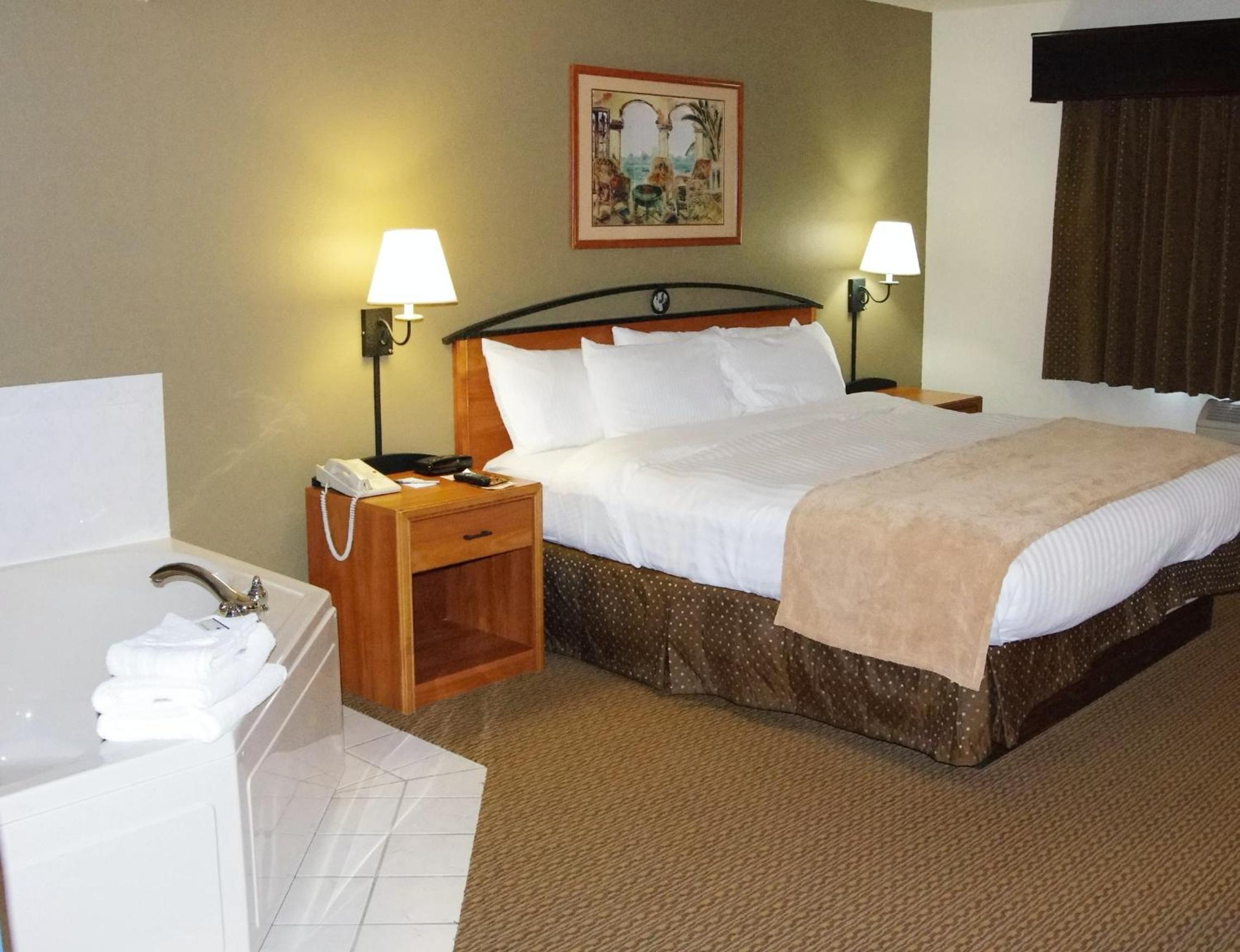 King Studio Suite - Non-Smoking