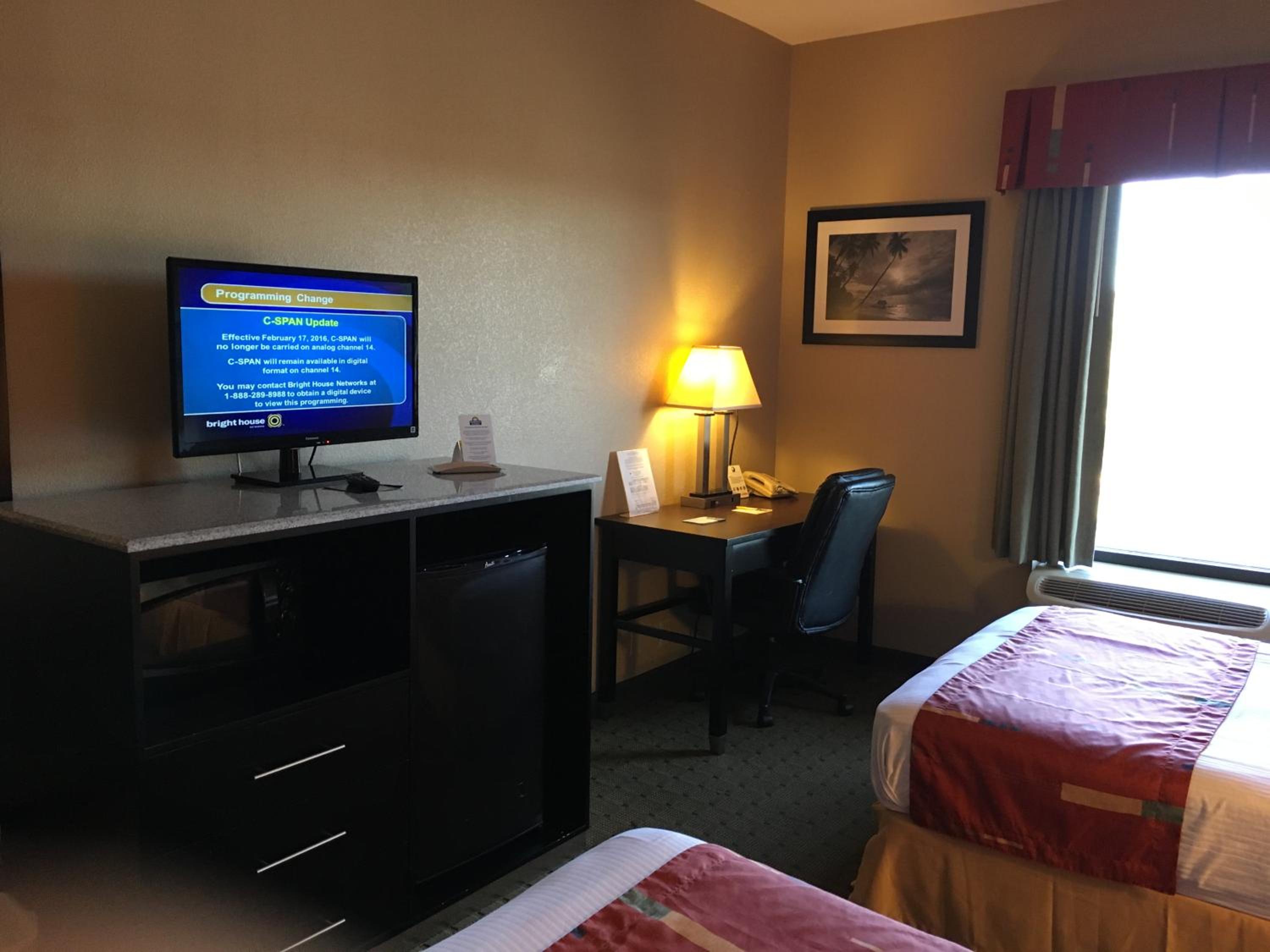 King Suite with Jetted Tub