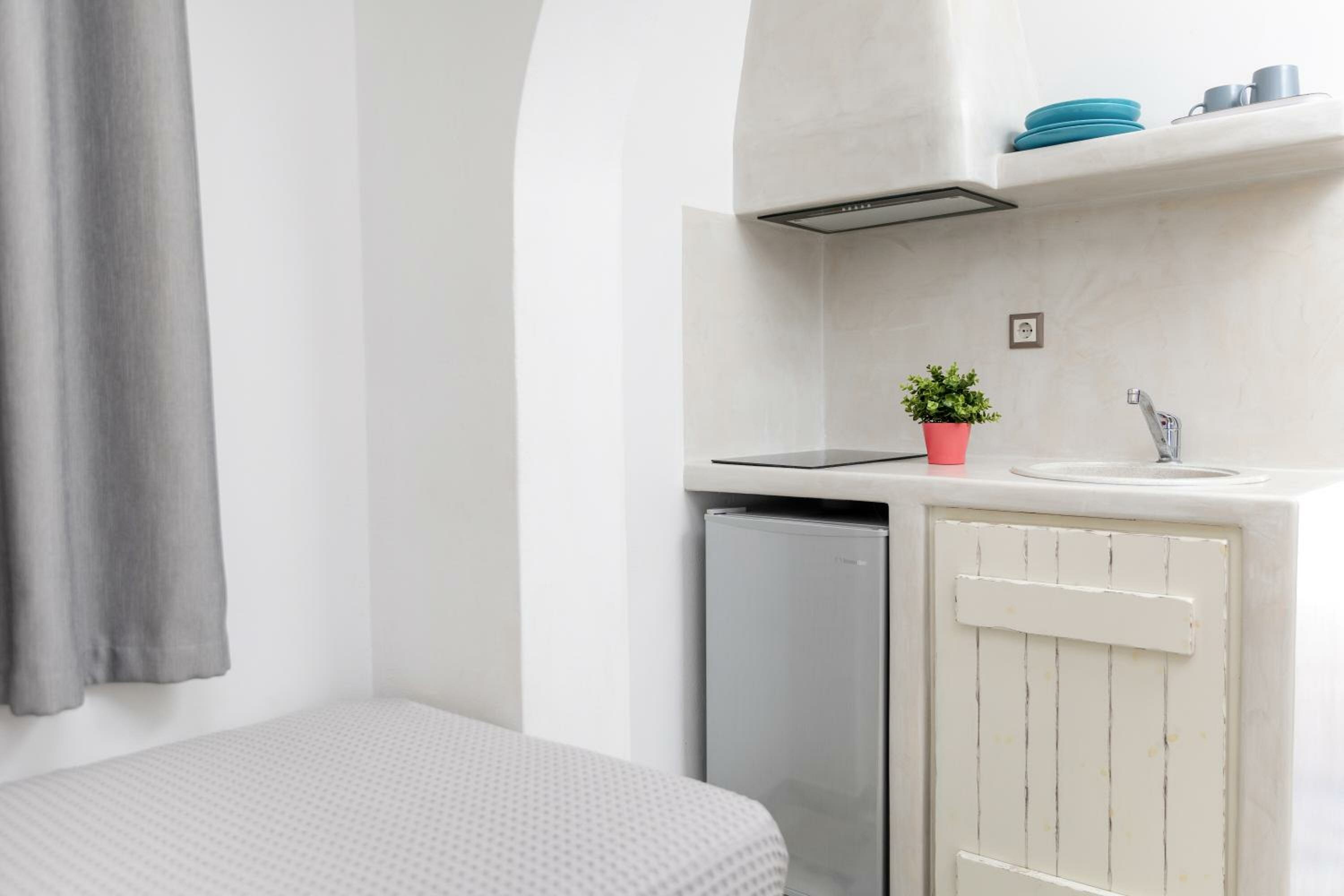 Deluxe Double Room with Shower