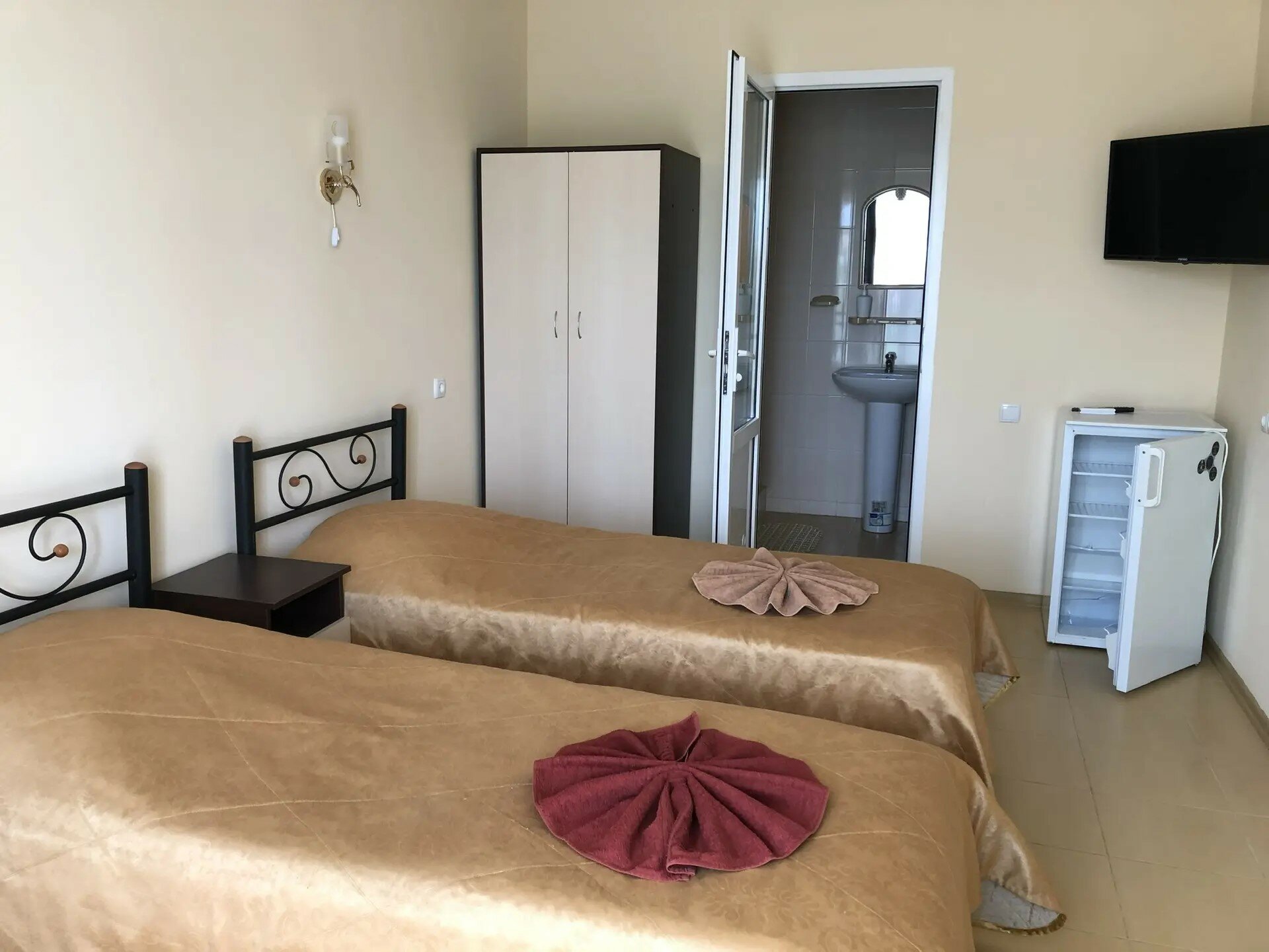 Двухместный номер с 2 двуспальными кроватями