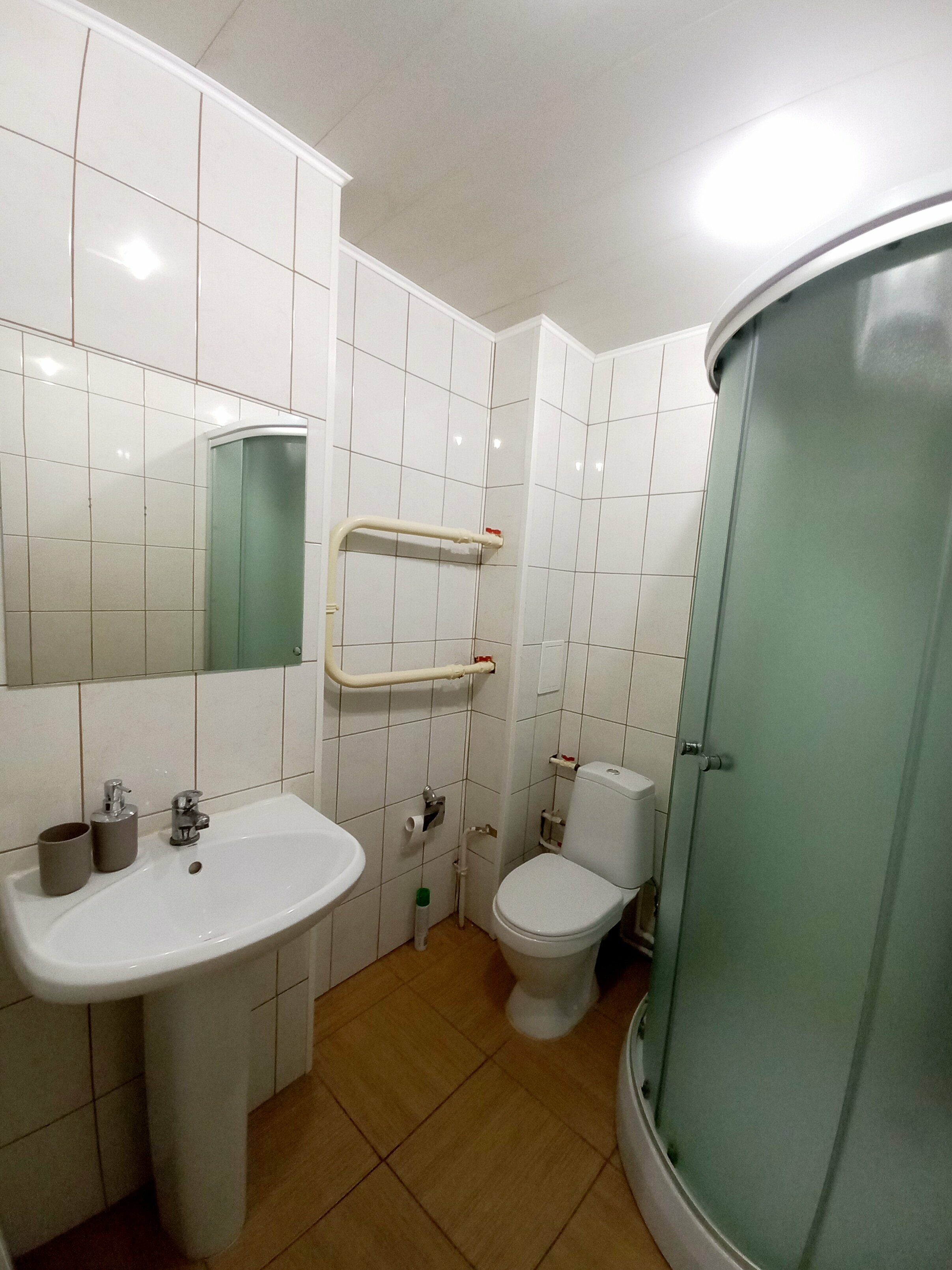 Кровать в общем 8-местном номере