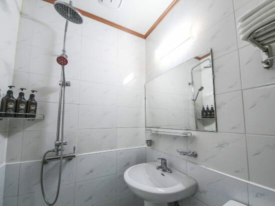 Standard Gaming Room