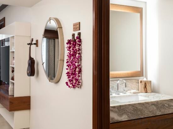 Oceanfront Sundeck Suite, 1 Bedroom Suite, 1 King