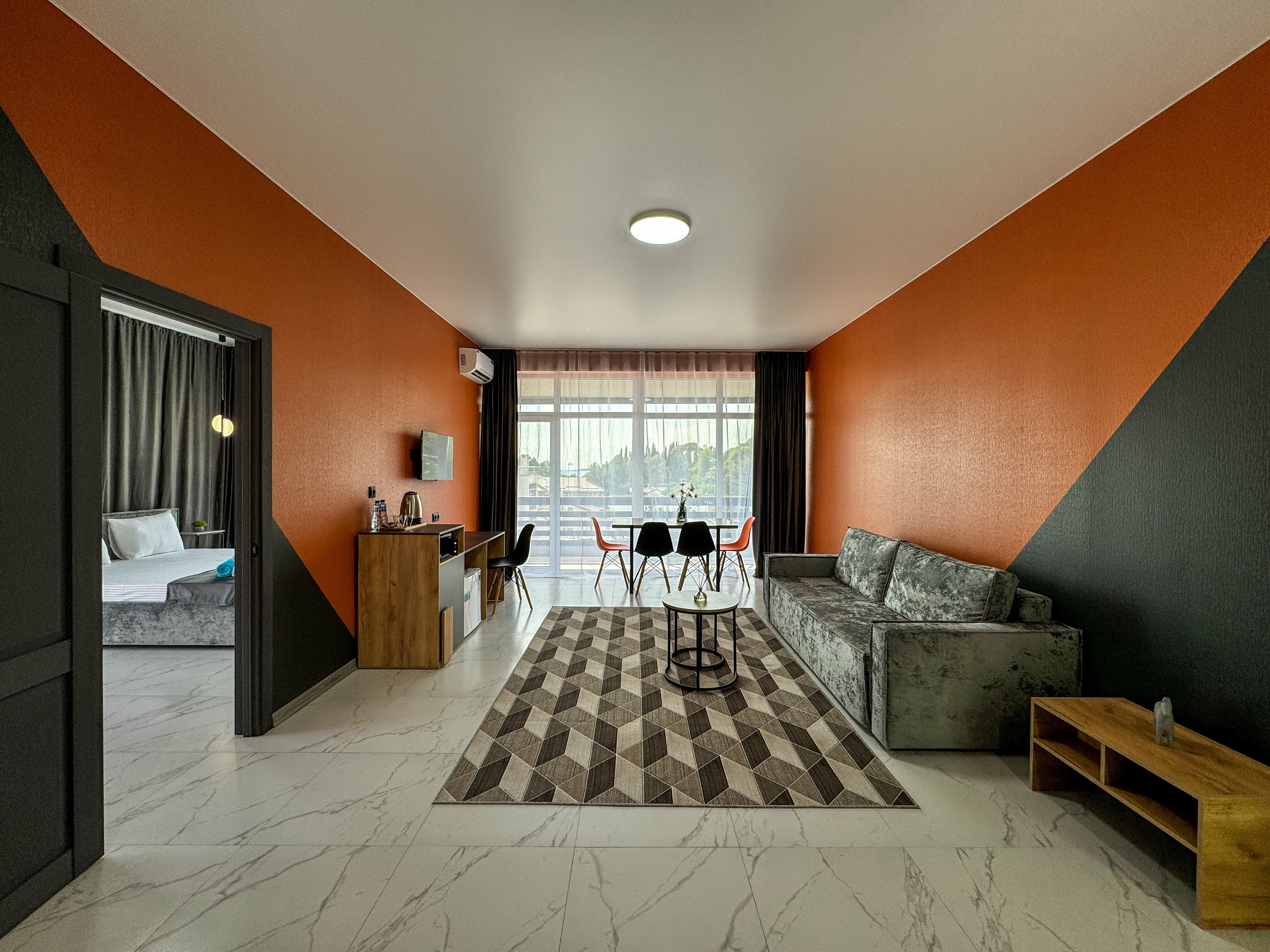 Улучшенный люкс