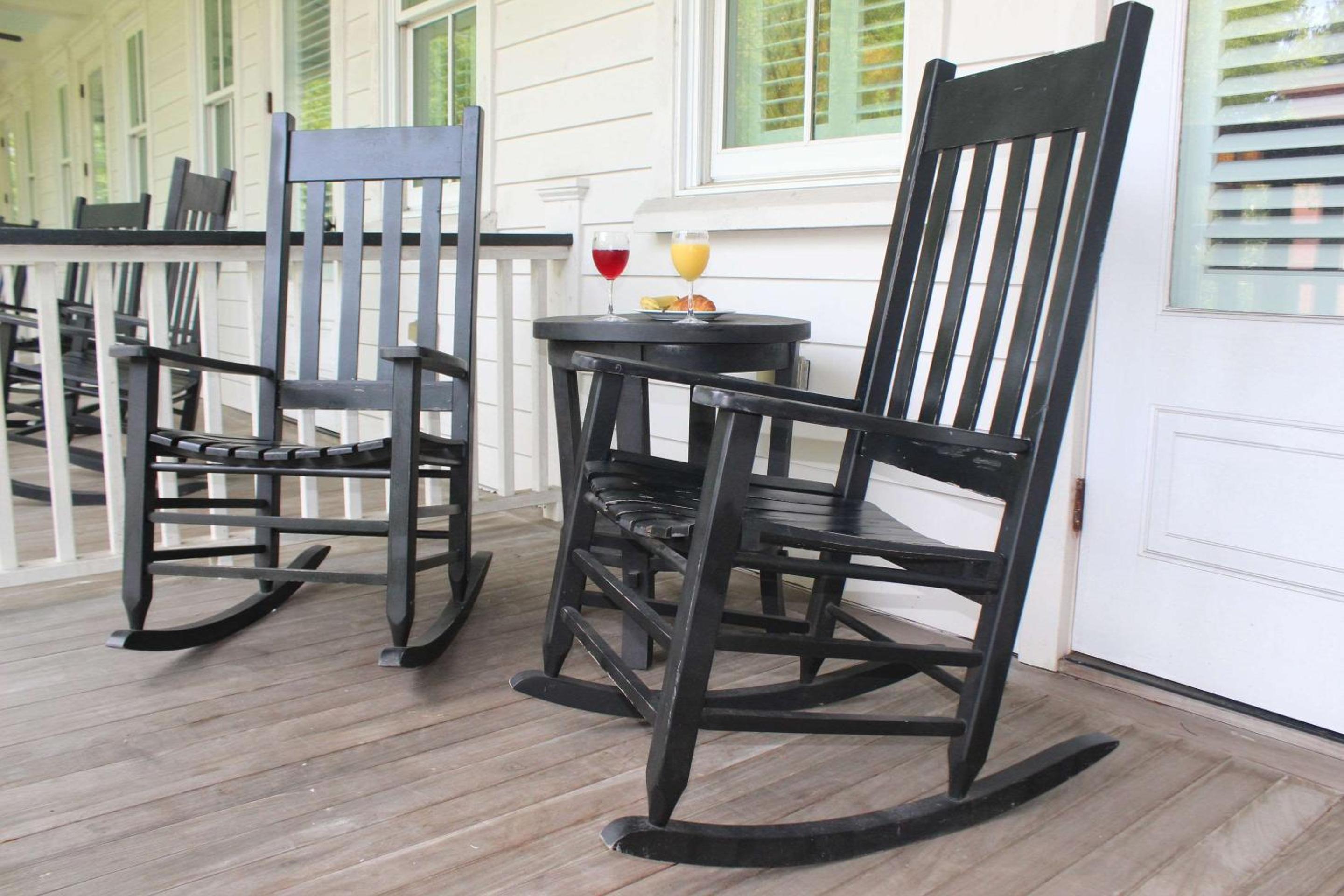 King Suite with Sofa Bed - Non-Smoking