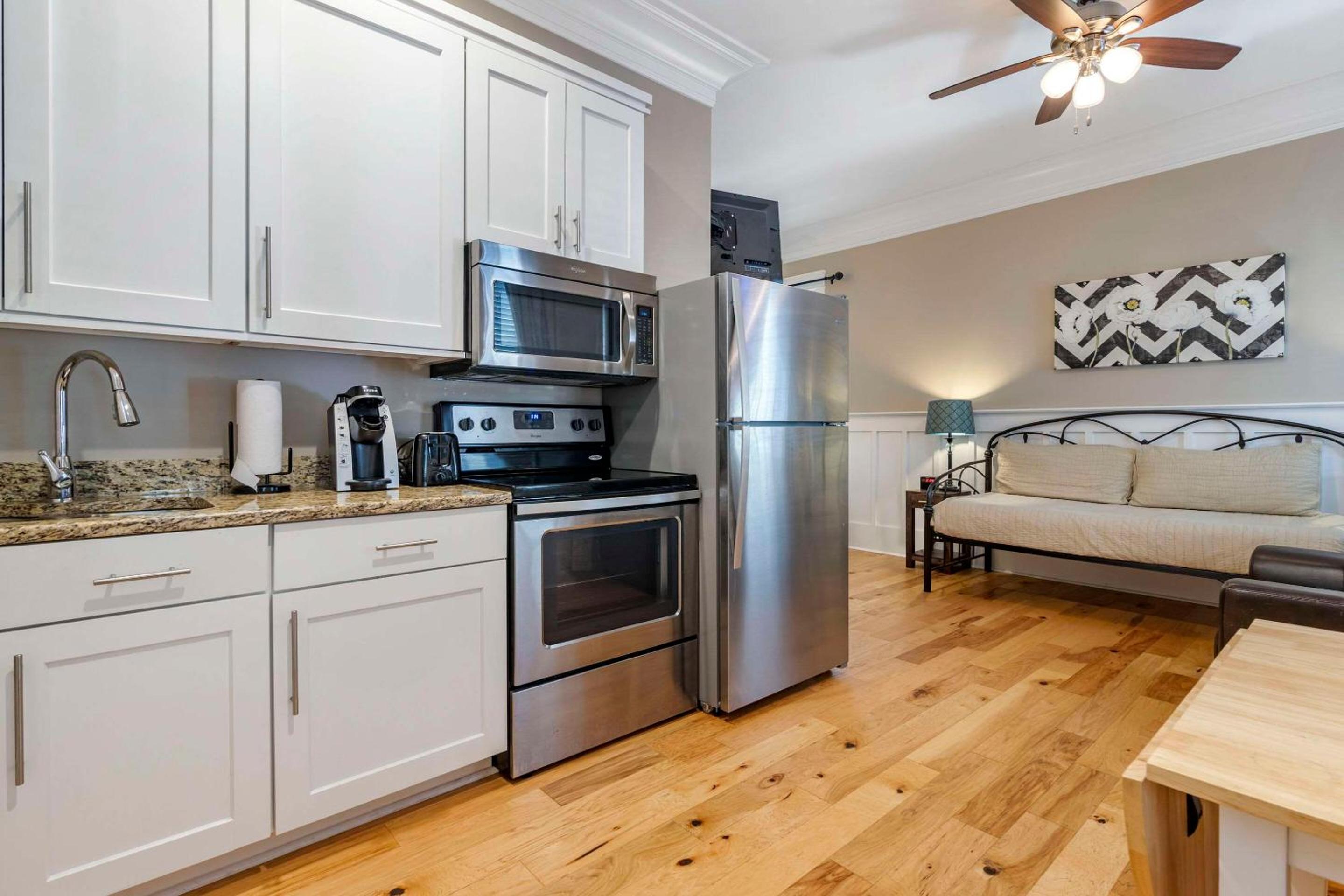 King Suite with Sofa Bed - Non-Smoking