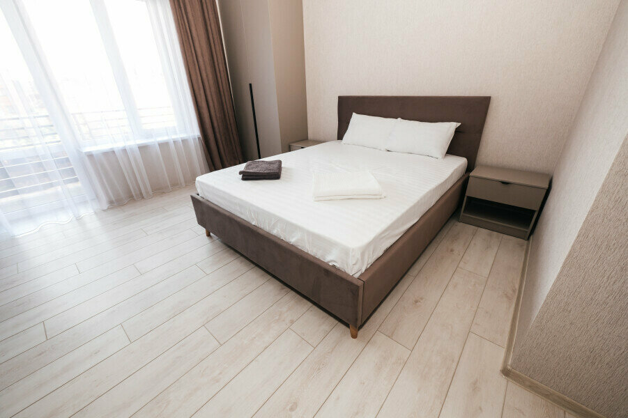 Двухместный с балконом №12 с видом на бассейн