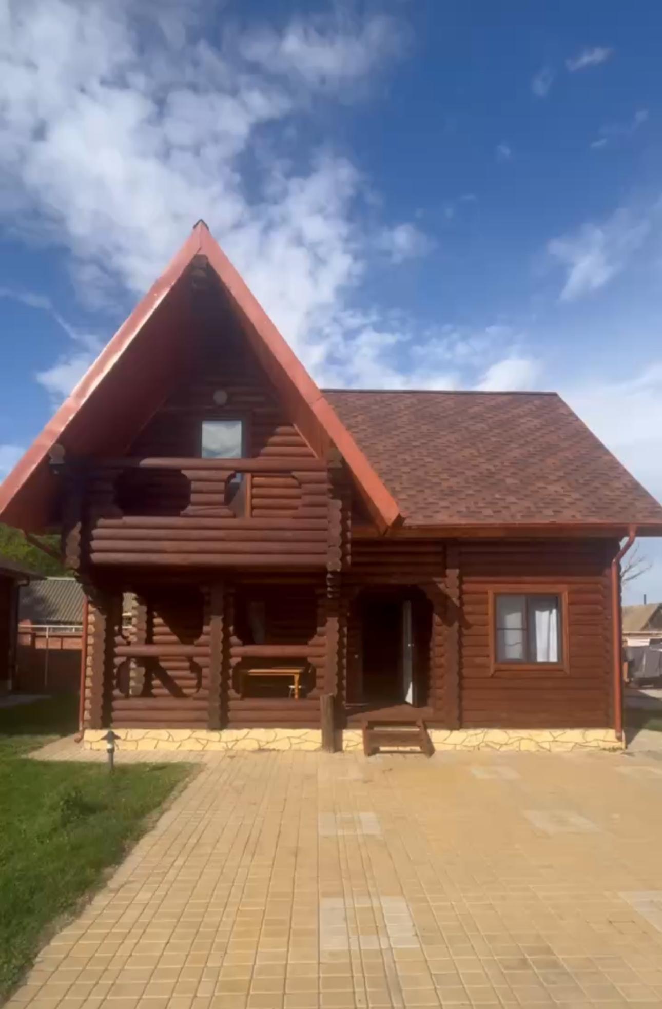 Коттедж Люкс