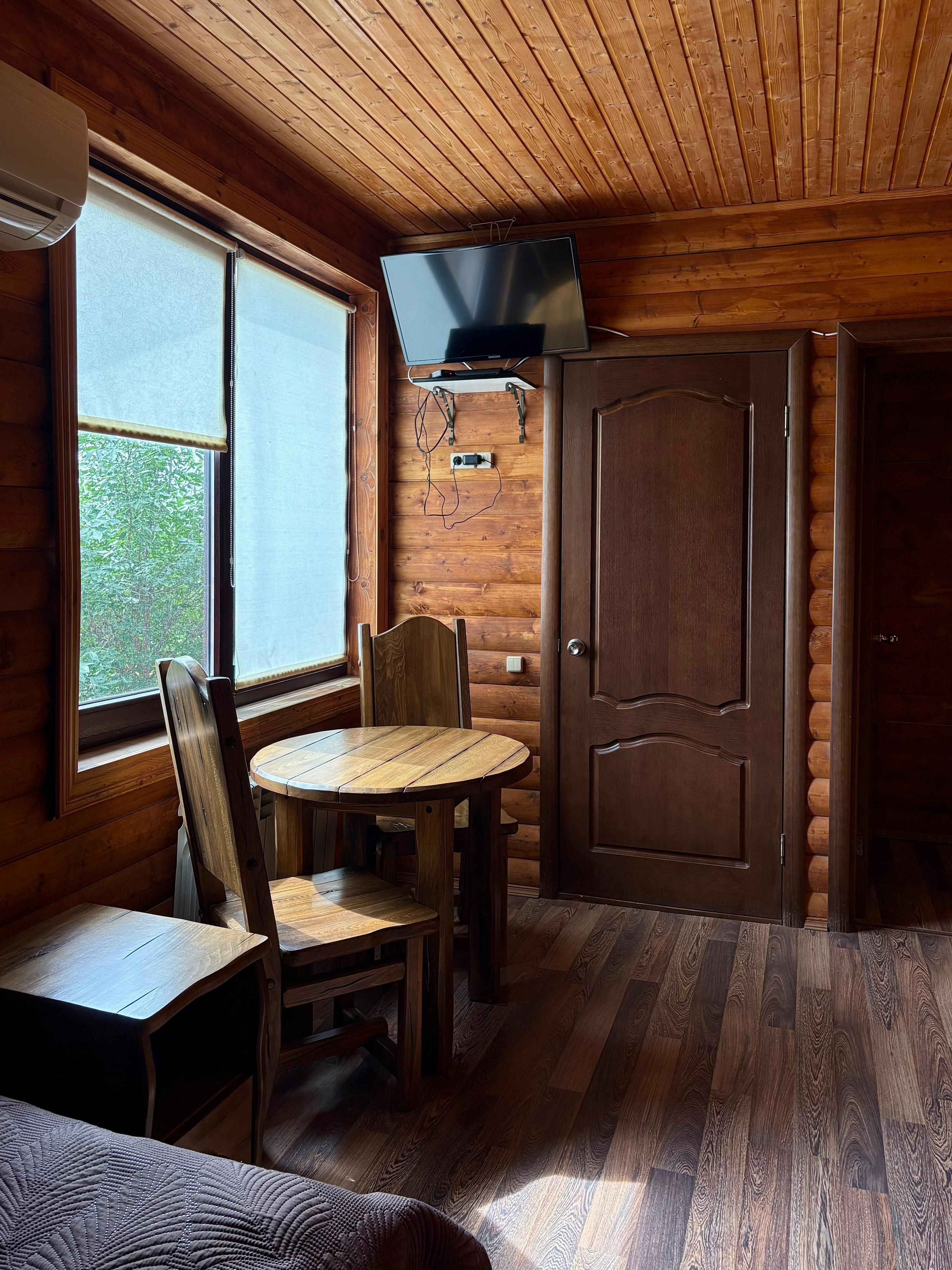 Двухместный номер с 2 отдельными кроватями и душем