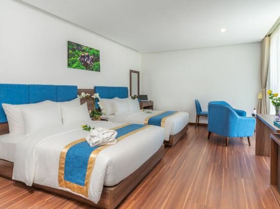 Family Room with Sea View or Mountain View Non smoking