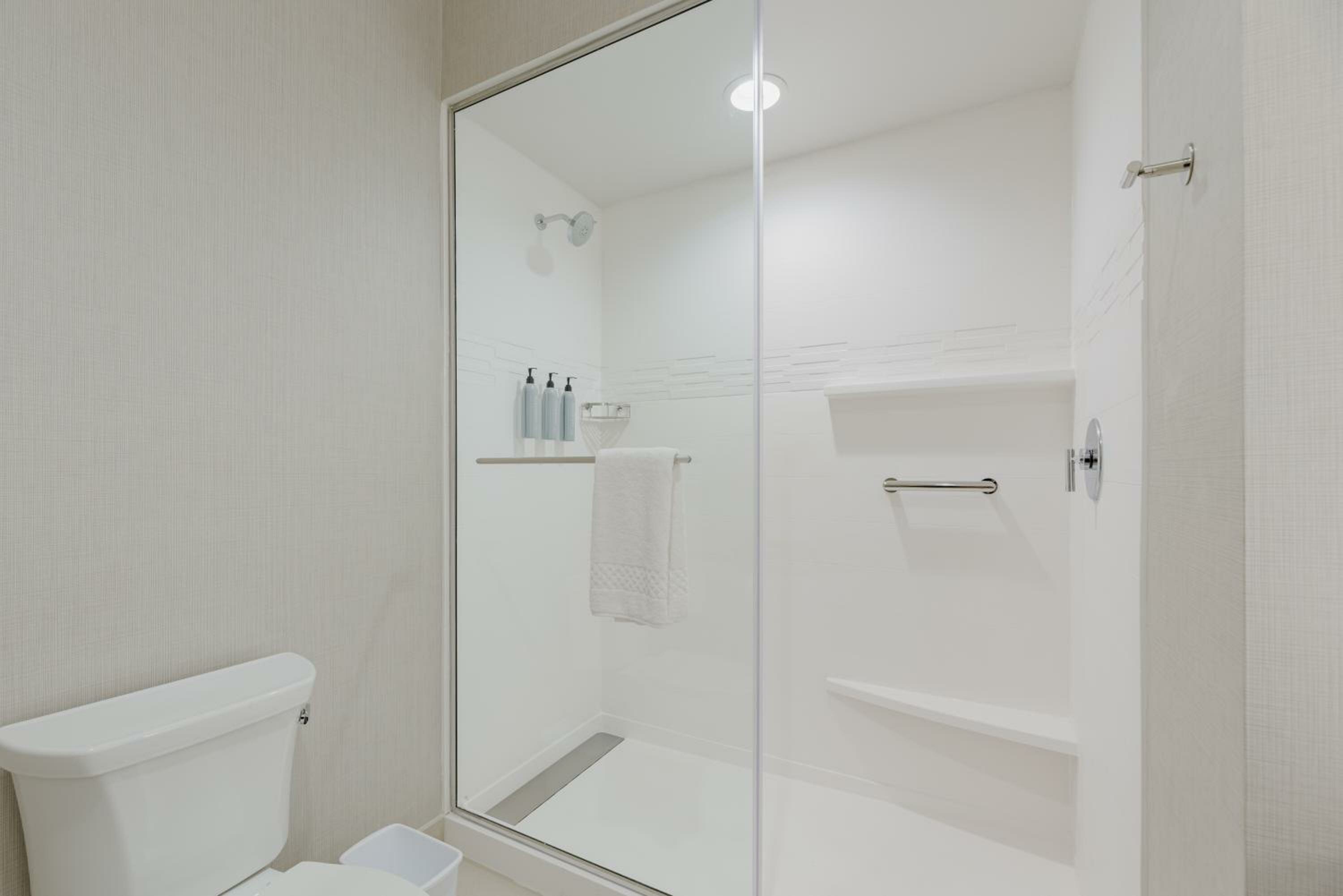 King Studio with Sofa Bed