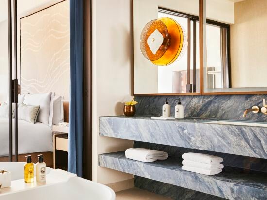 Landscape Room, Two Double