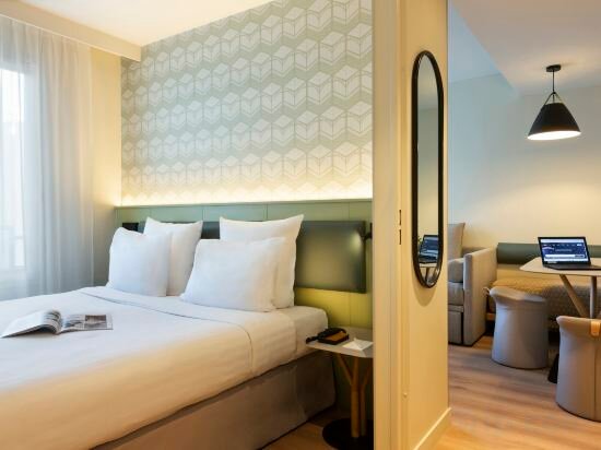 One Bedroom Apartment For 3 People