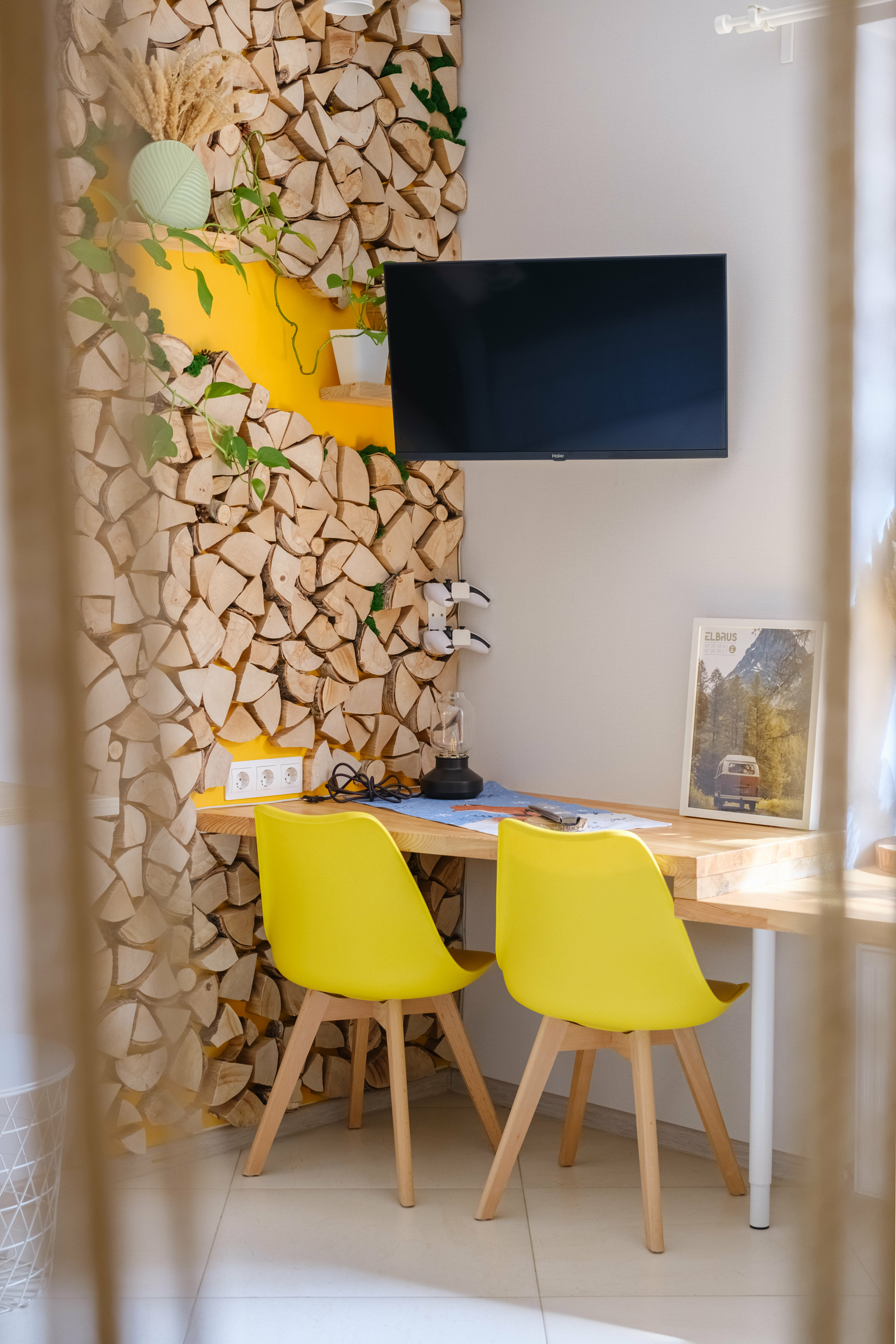 Номер-студия с диваном-кроватью