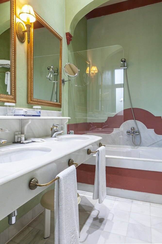 Superior Single Room