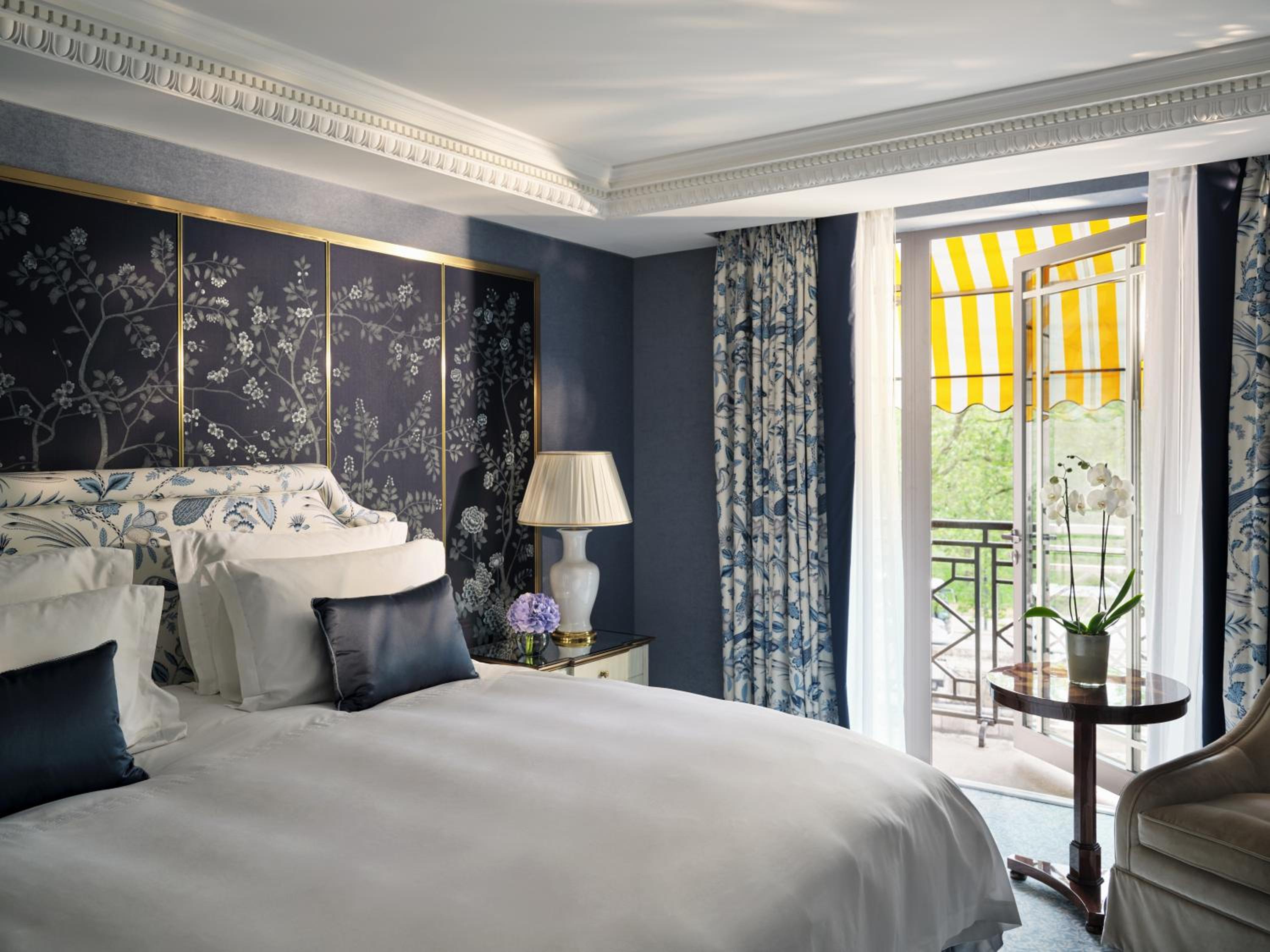 Hyde Park Suite