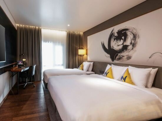 Superior Family Twin Room with 1 queensize bed and 1 single bed