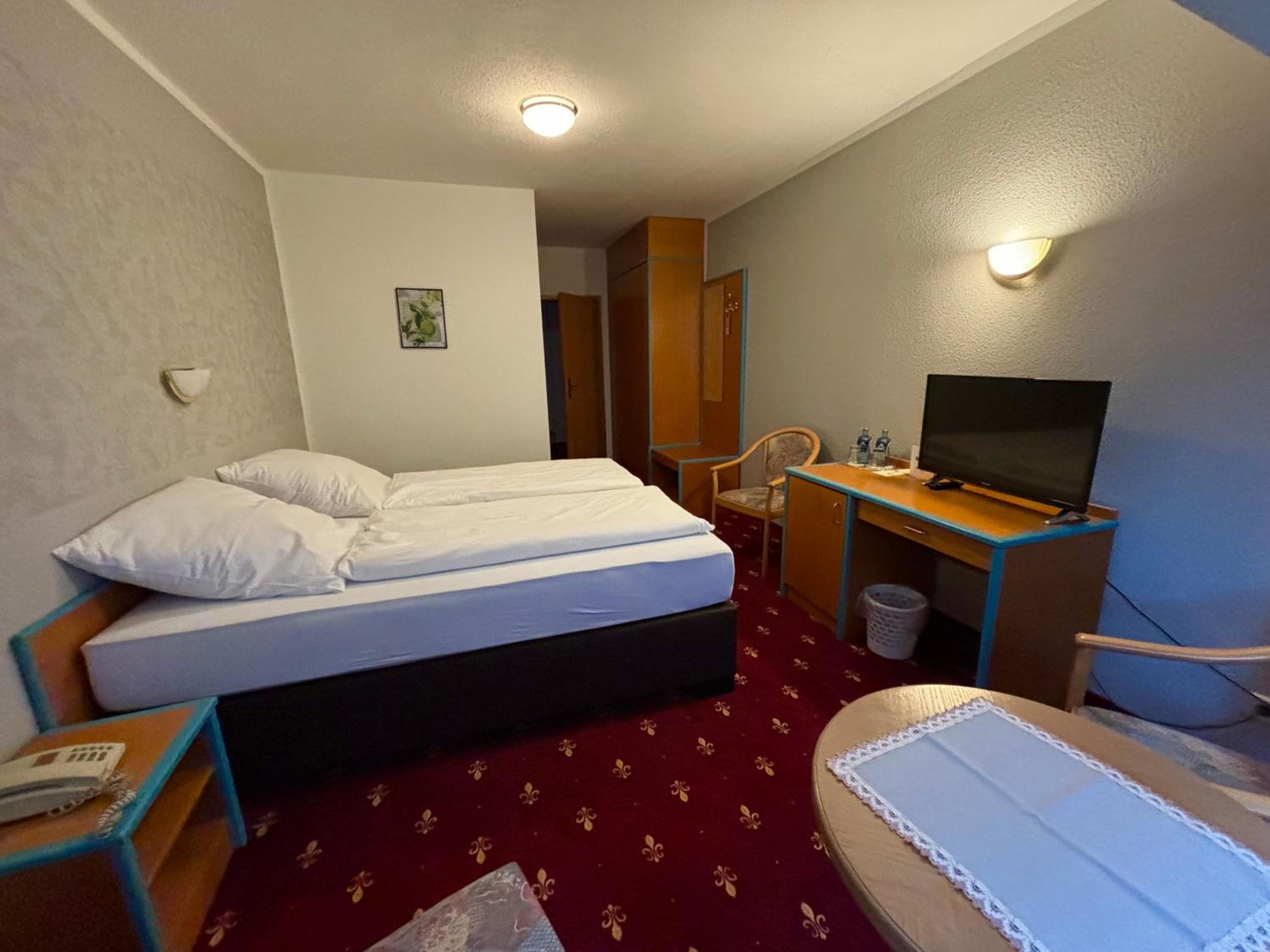 Economy Double Room