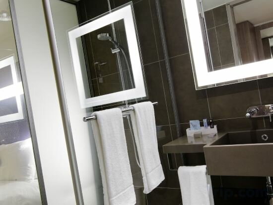 Superior Queen Room With Sofa