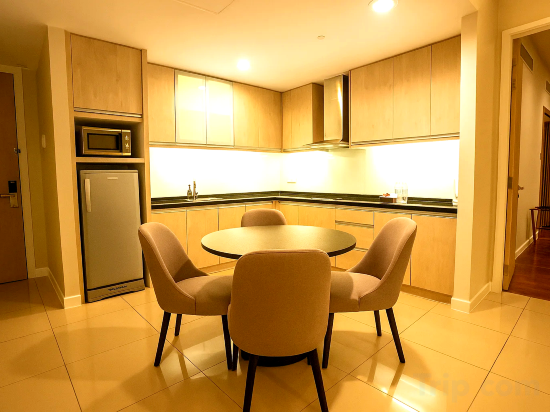 Premier One-Bedroom Suite