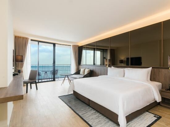 Sea View Grand Deluxe Room