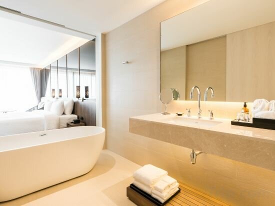 Sea View Grand Deluxe Room