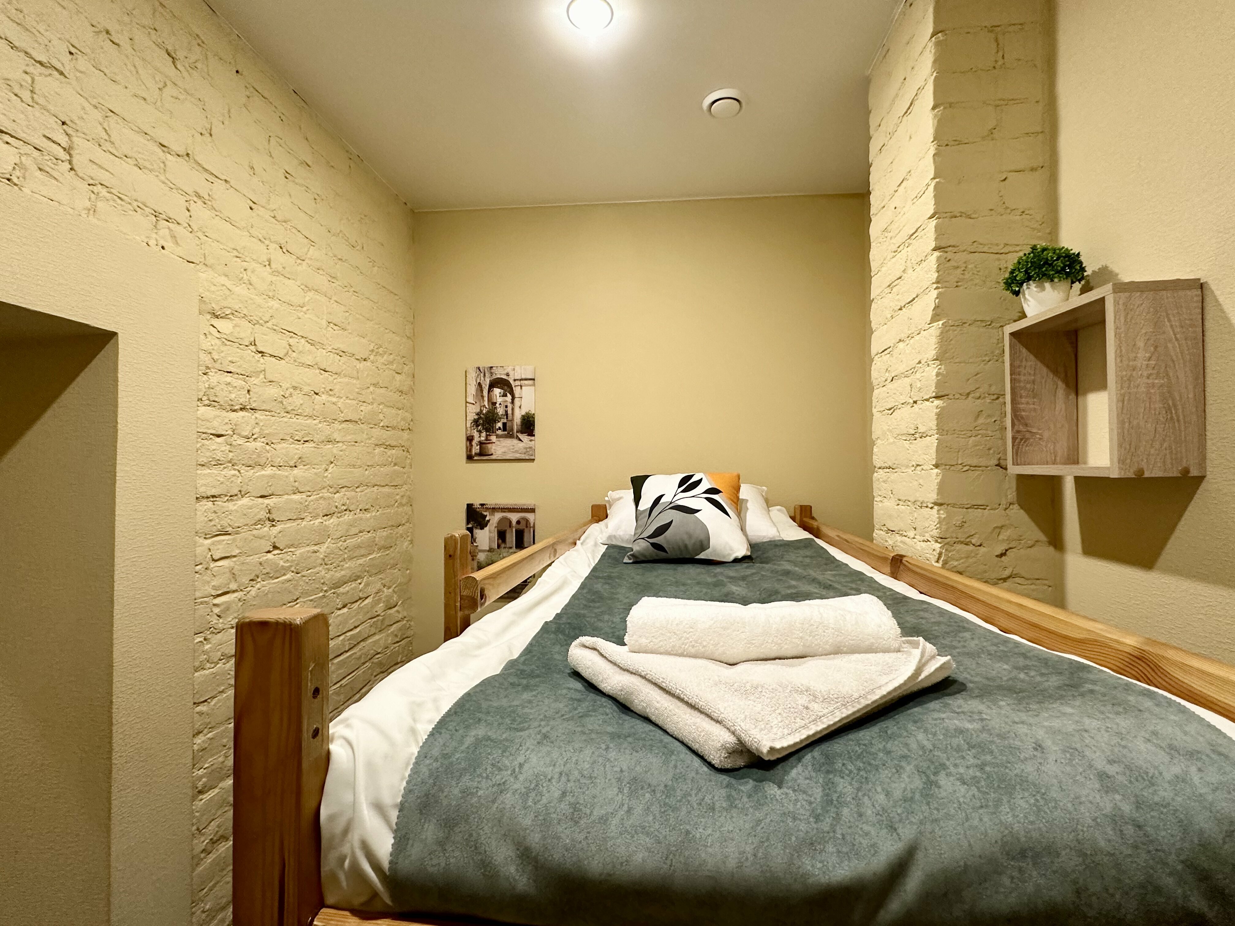 Студия без окна у Невского проспекта