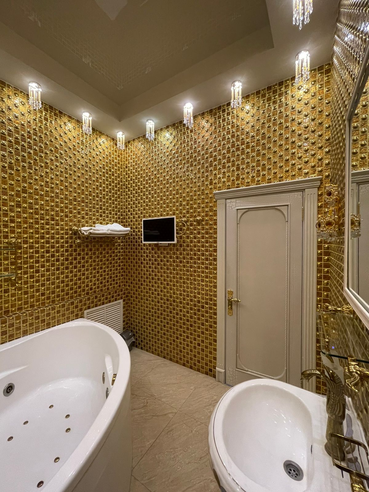 Большой двухместный номер с 1 кроватью