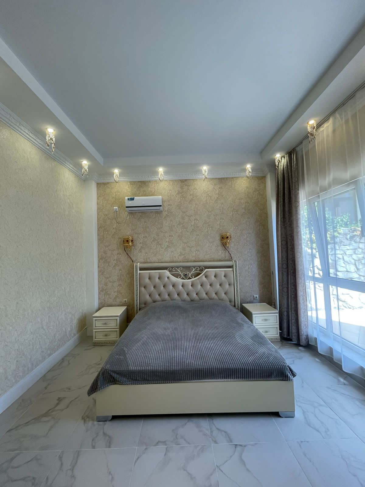 Большой двухместный номер с 1 кроватью