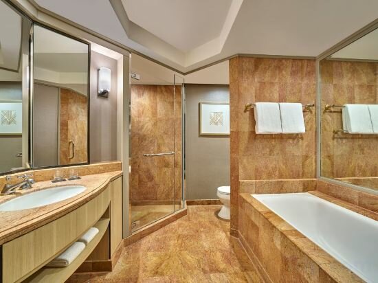 Guest Room, 1 King, KL Tower View