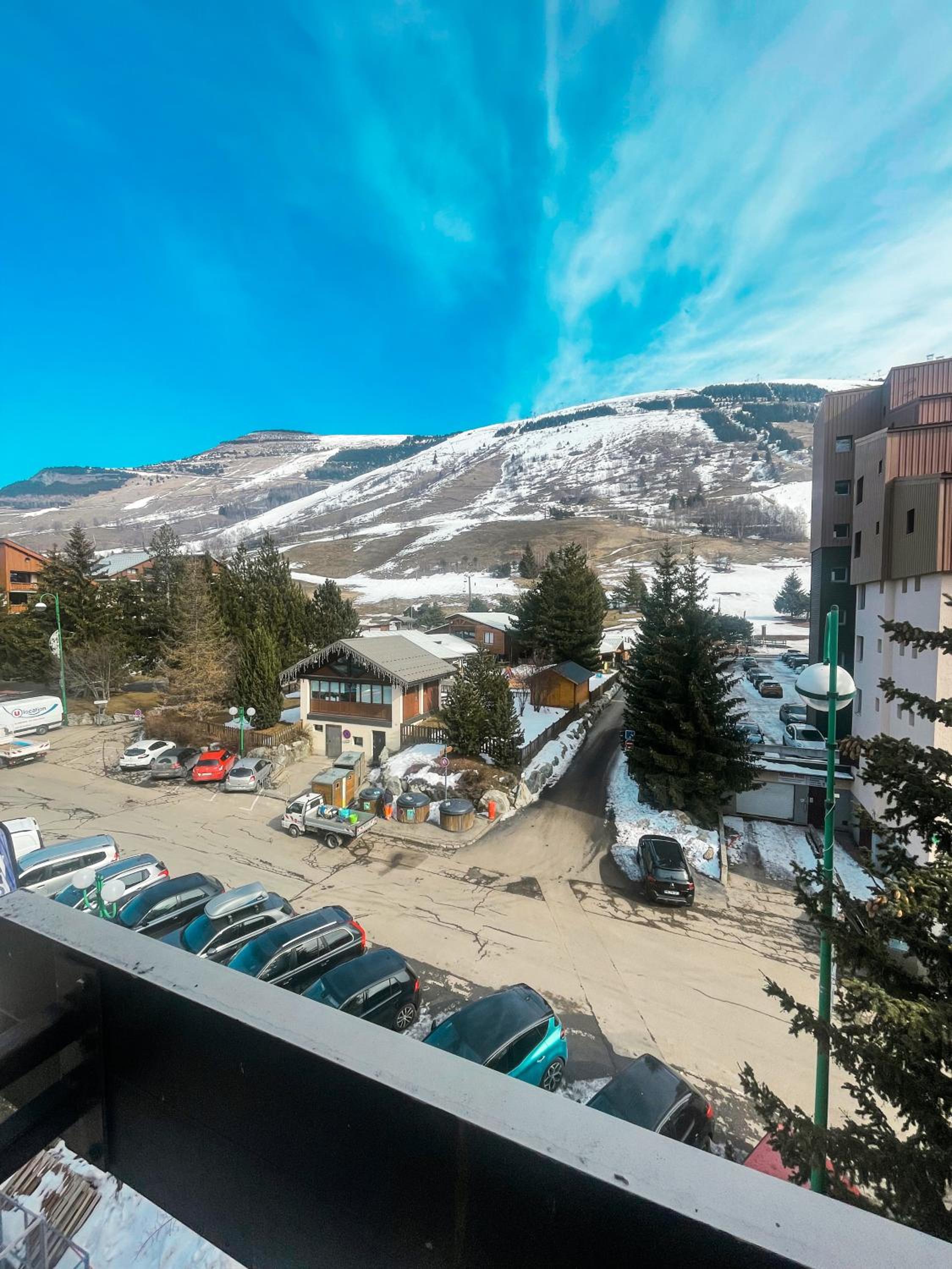 Family Suite (2 Adults + 2 Children)