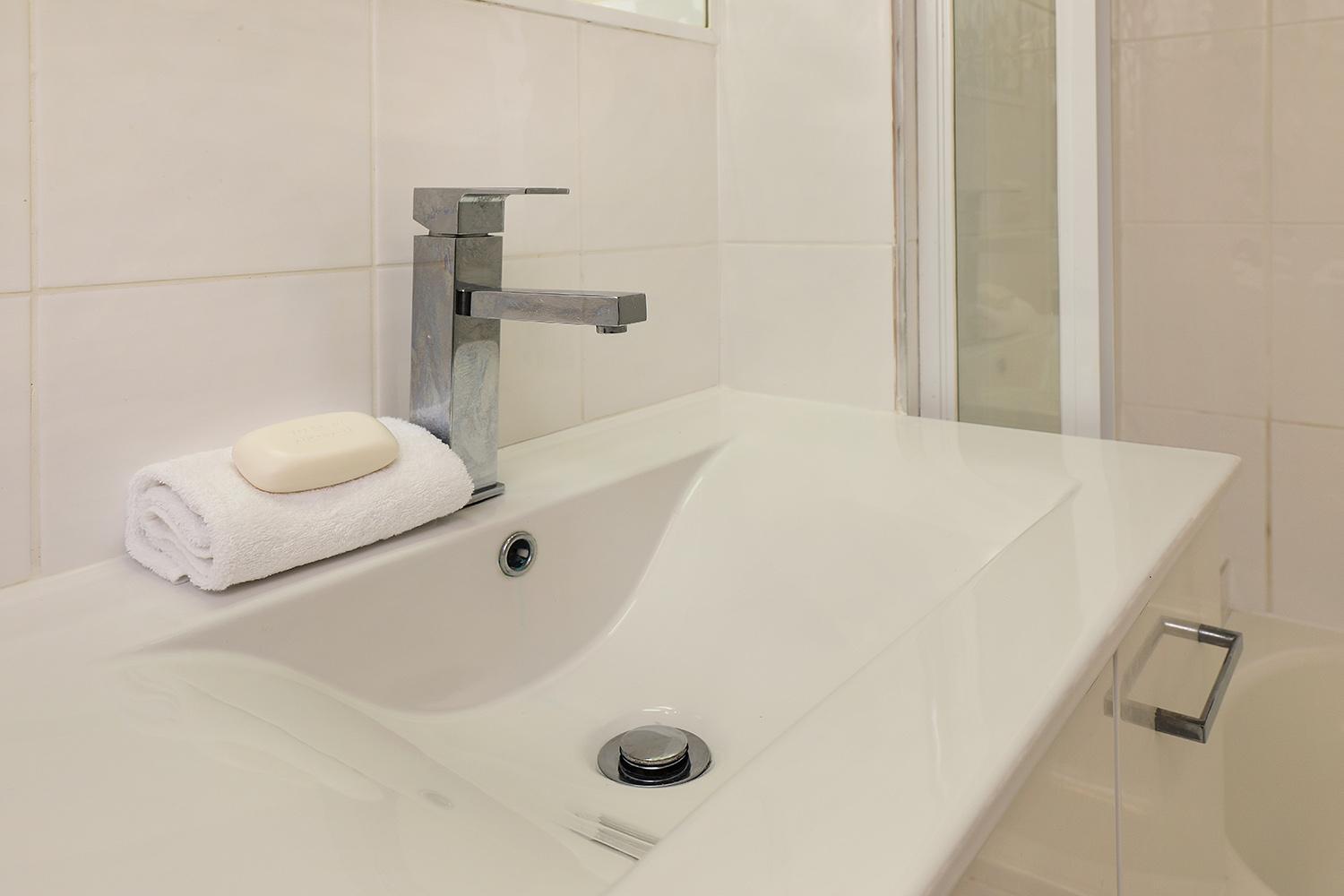 Two Bedroom Broadwater View Apartment