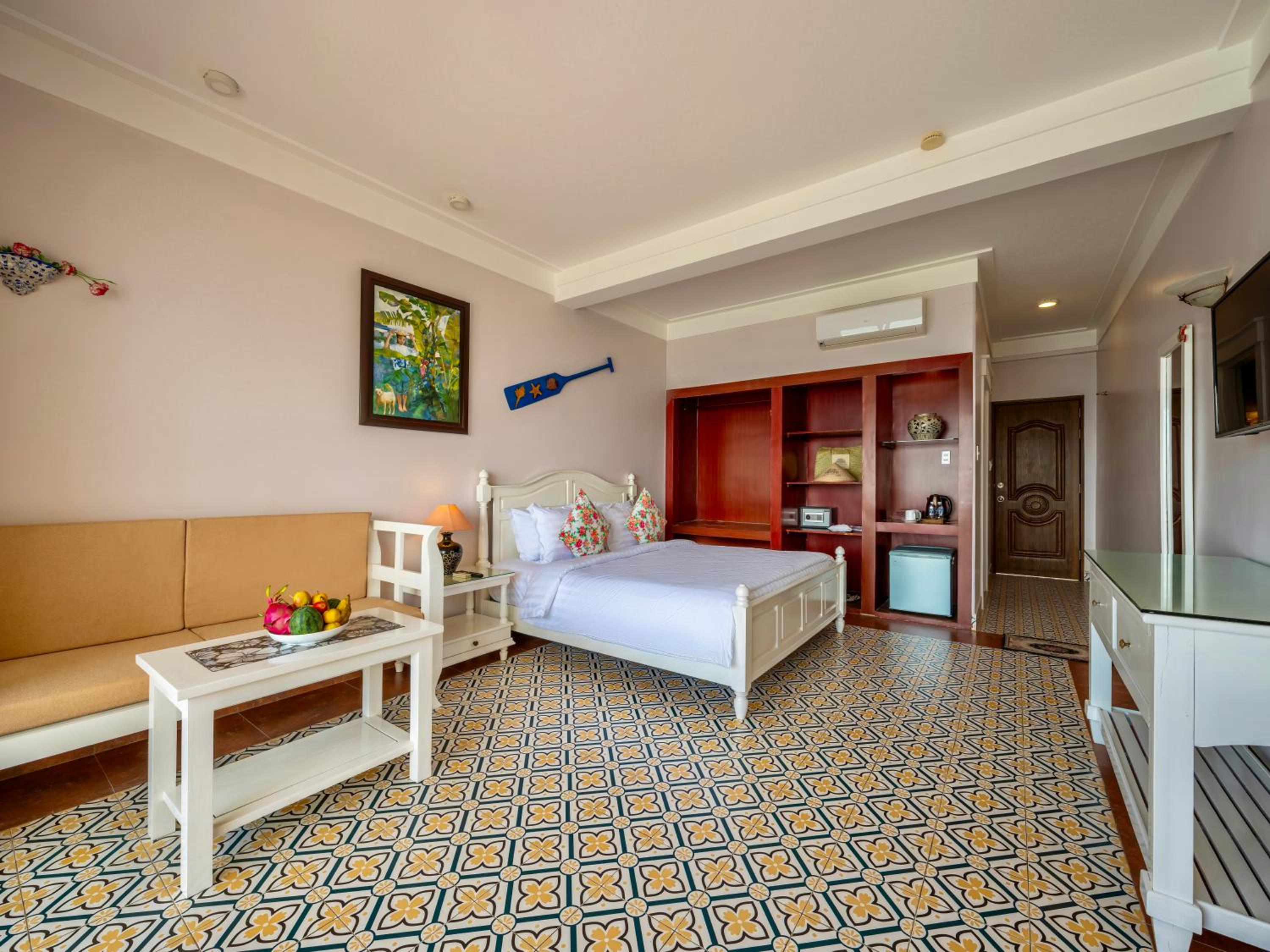 King Suite with Sea View