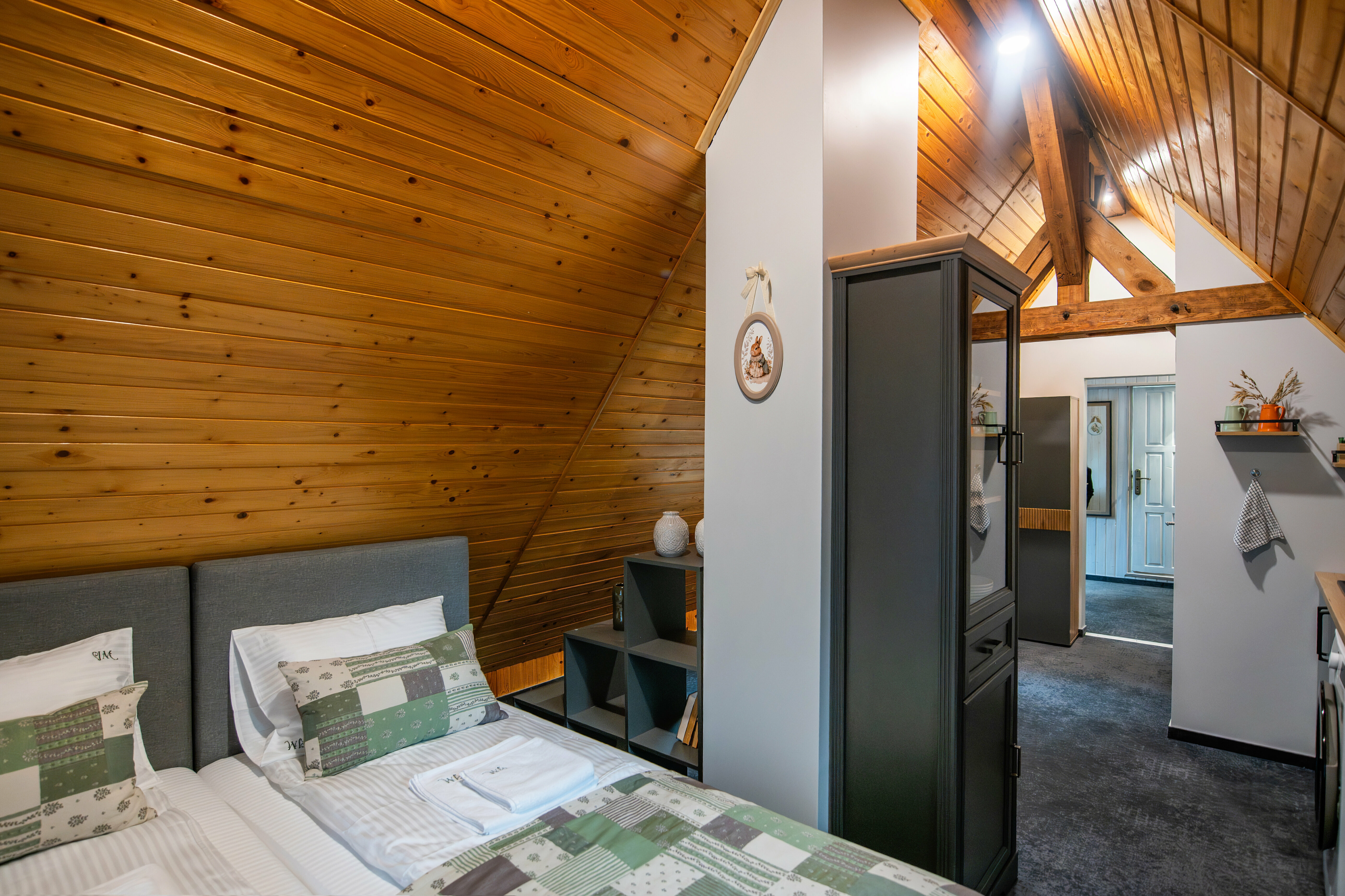 Двухкомнатные апартаменты в мансарде