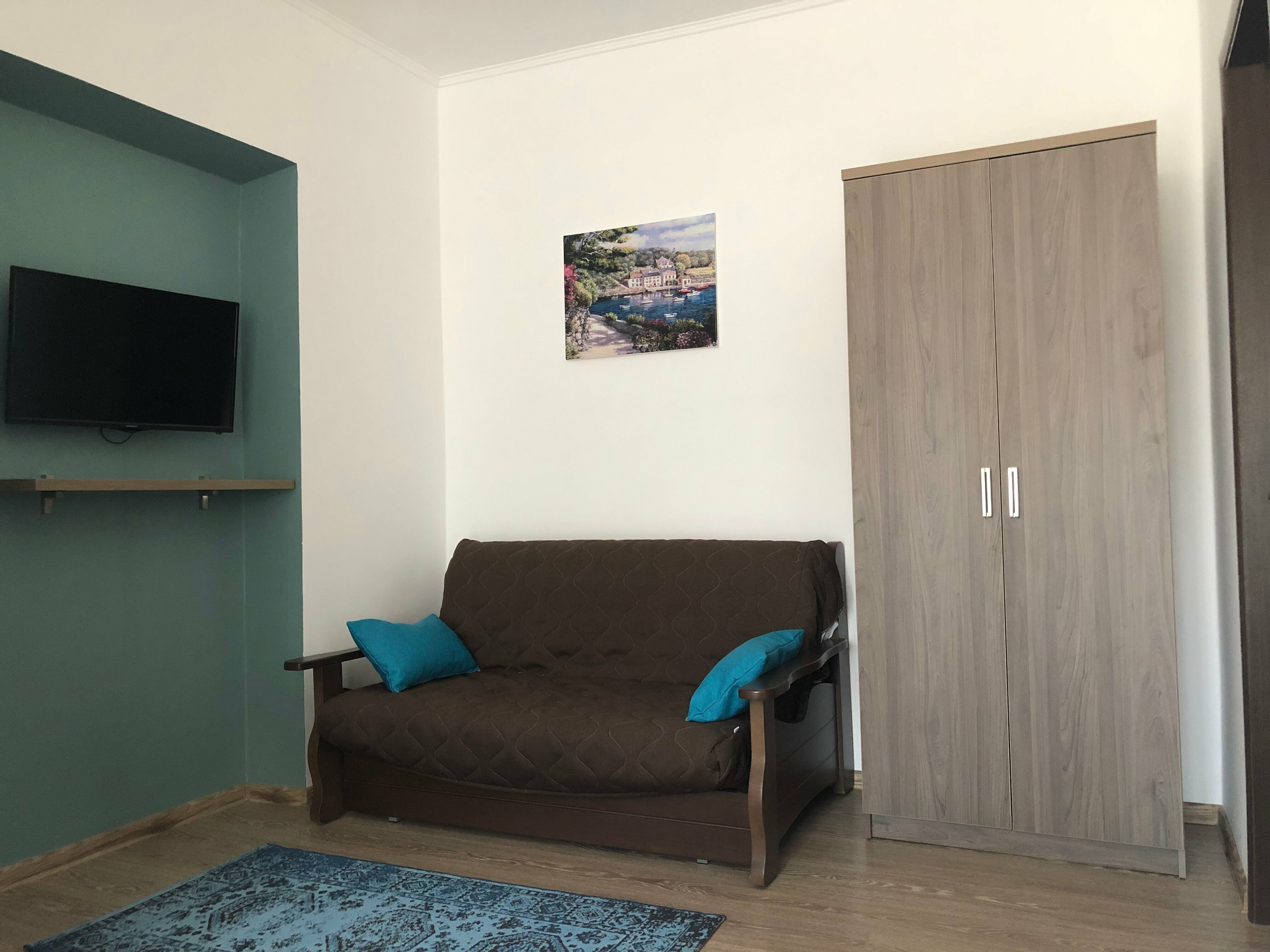 Четырехместный номер с балконом