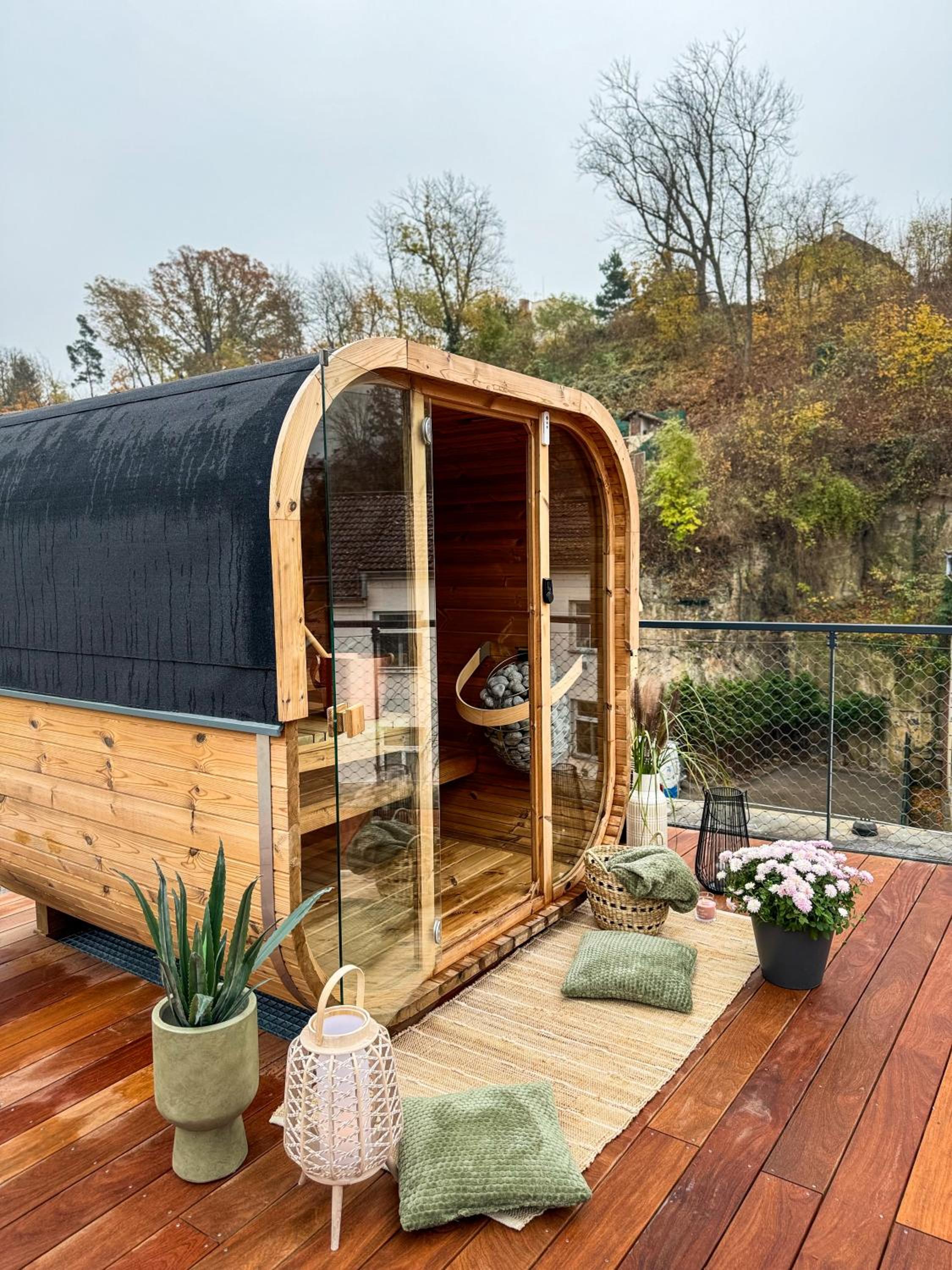 Deluxe Suite with Spa Bath