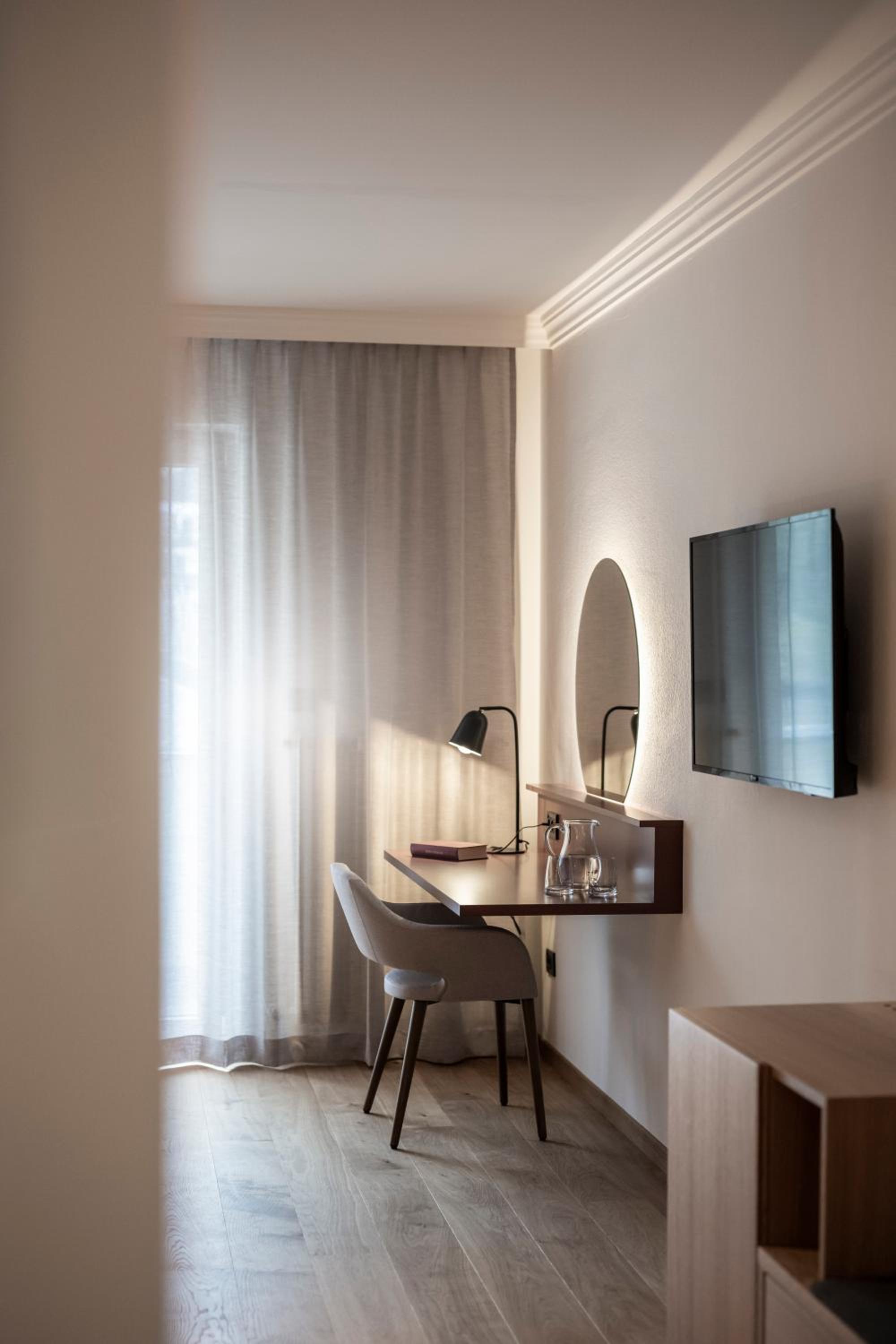 Double Room with Mountain View