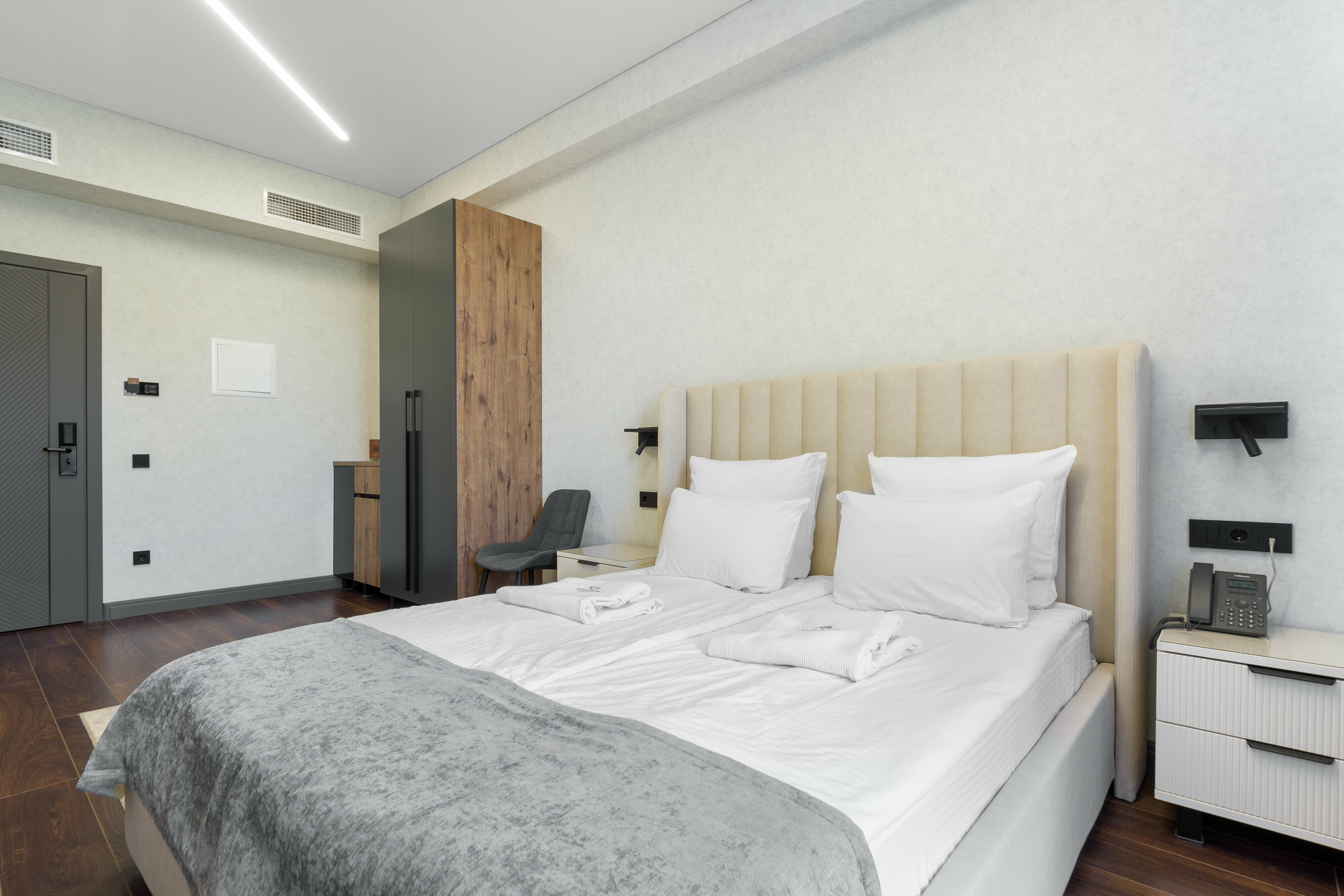 Улучшенный двухместный номер с балконом