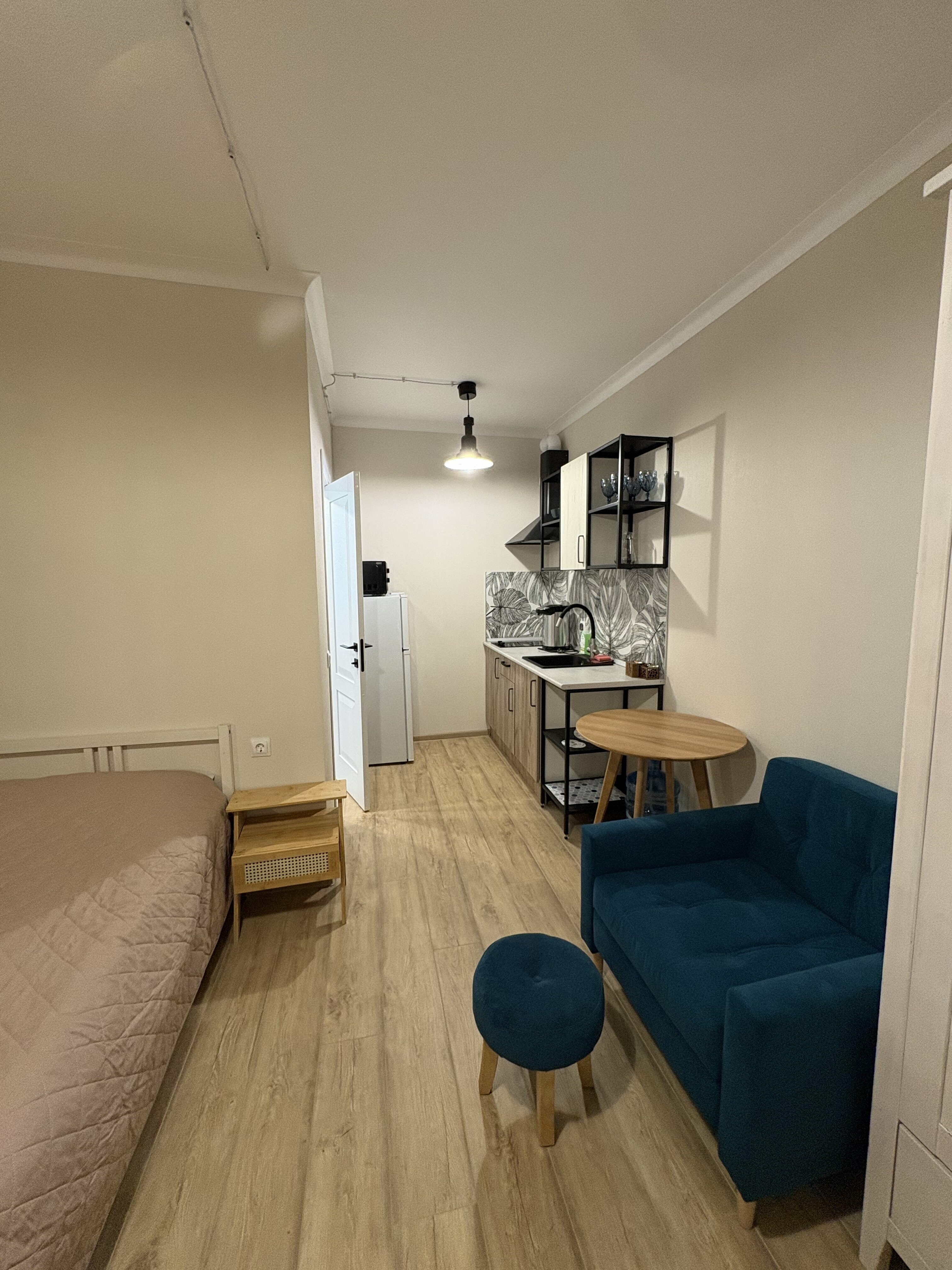 Студия-комфорт в загородном доме с видом на лес