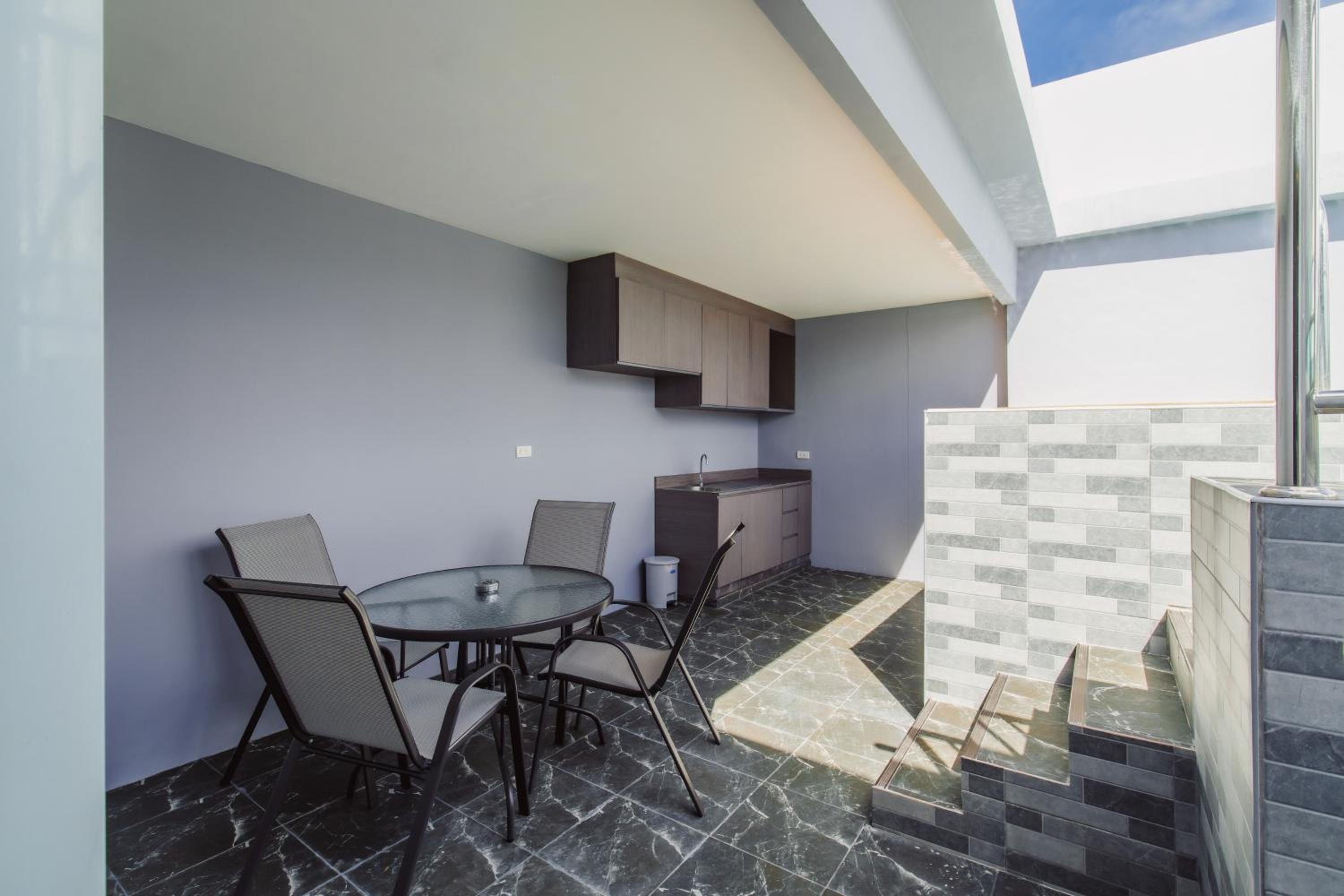 Penthouse Suite with Private Pool