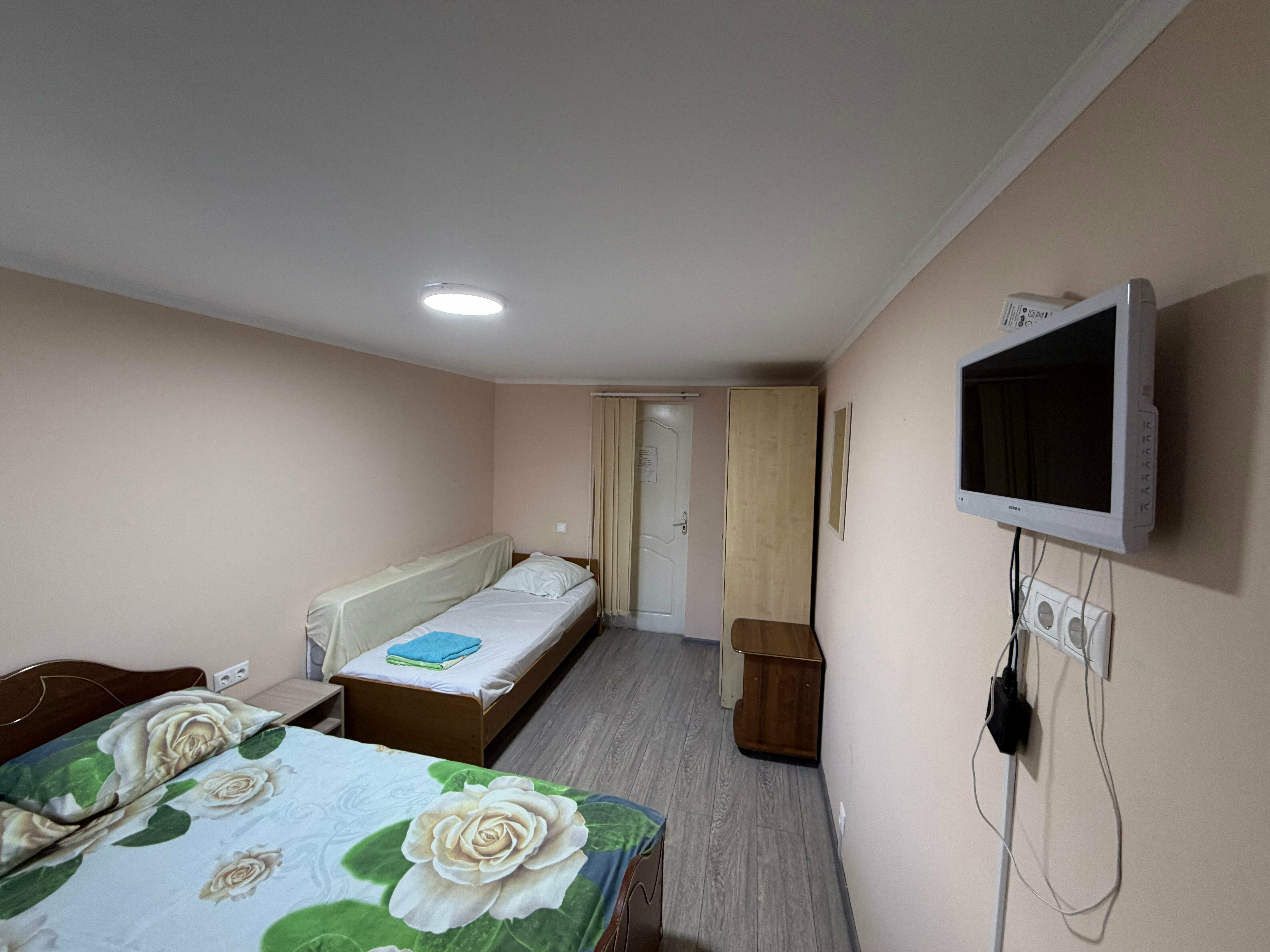 Бюджетный трехместный номер