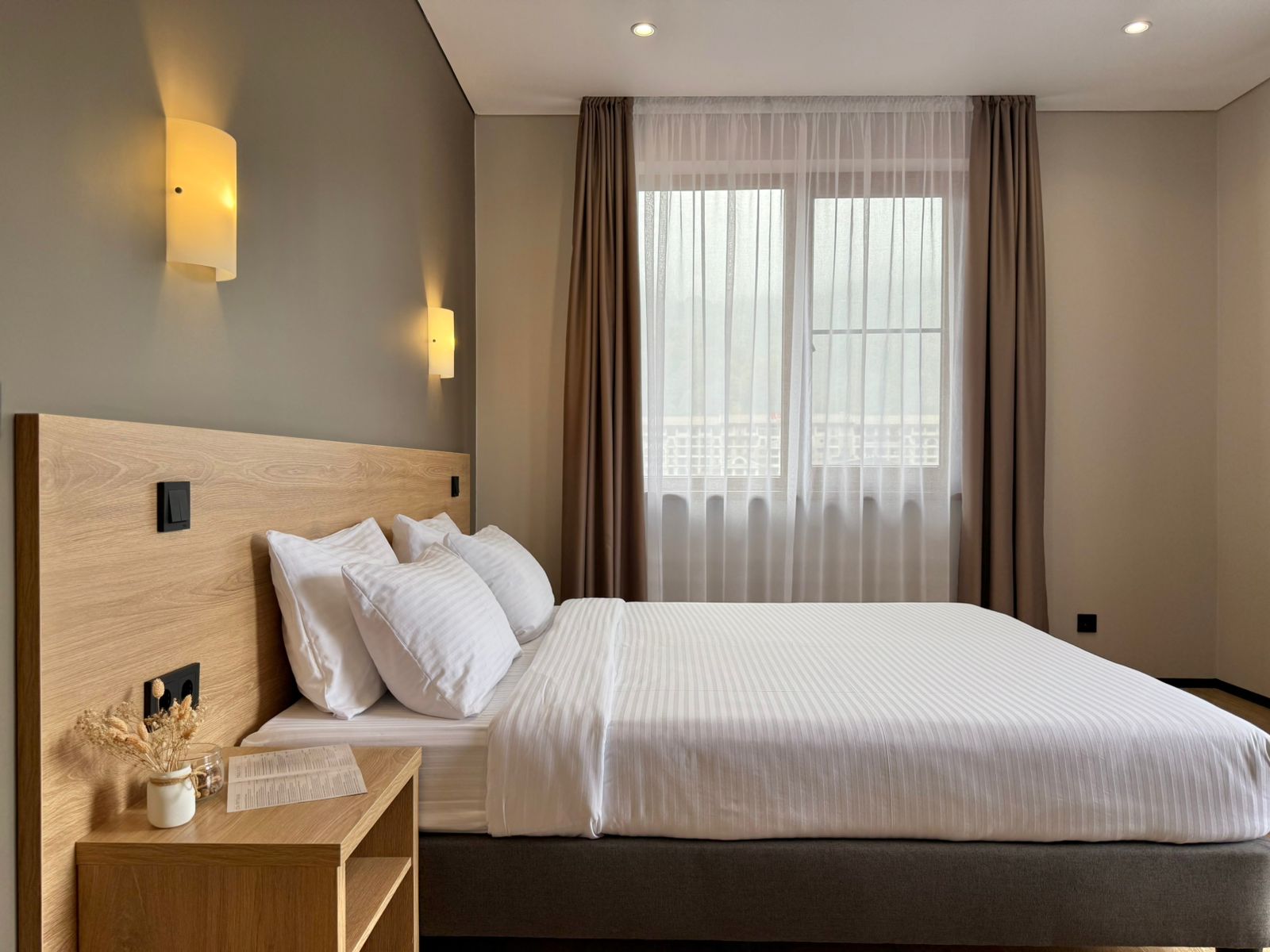 Люкс с балконом