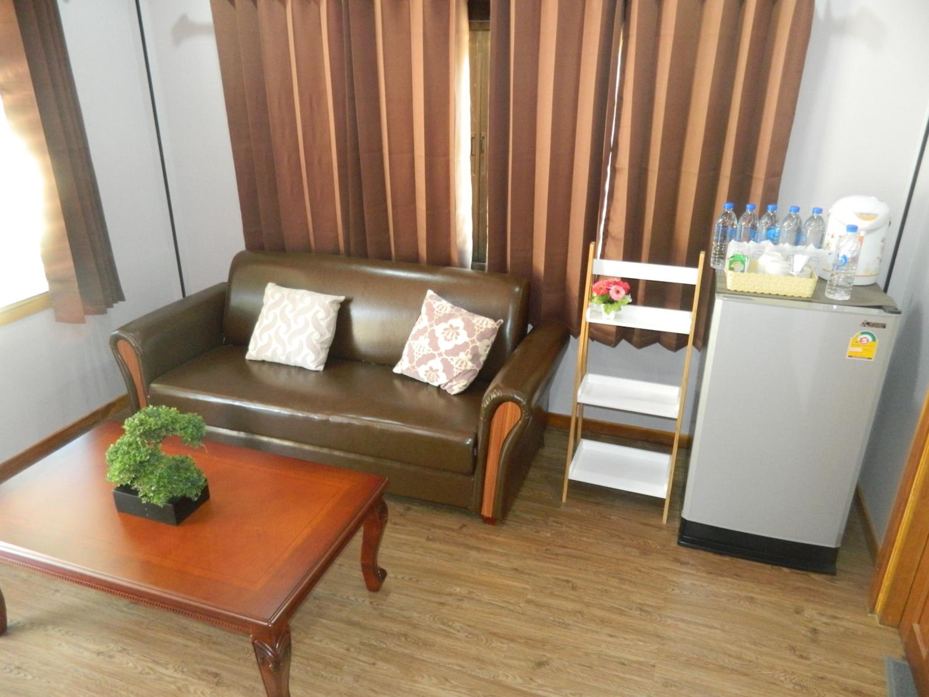 Family Room with Mountain View