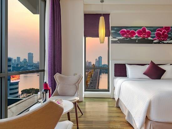 Deluxe Double Room with River View