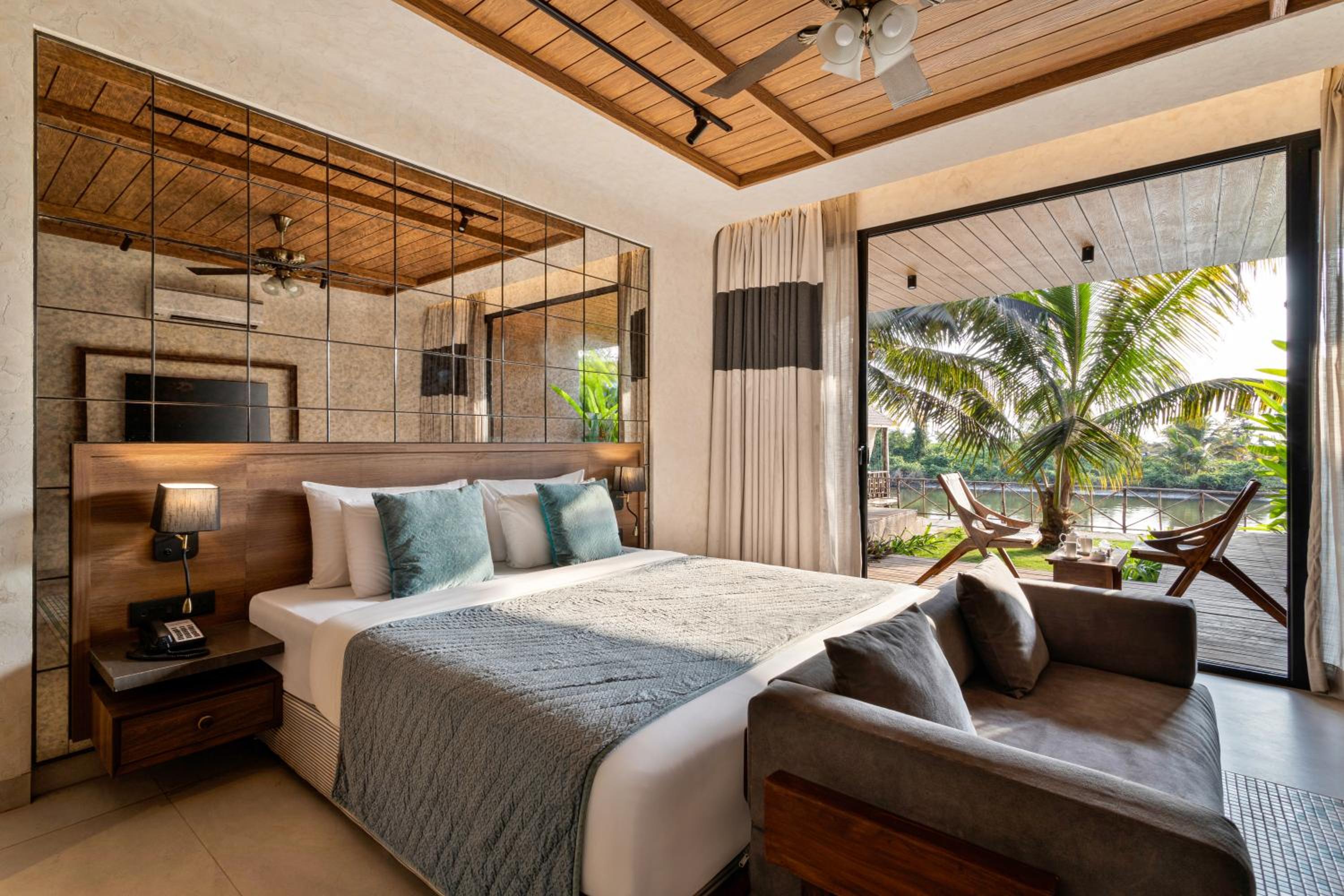 Platinum Room with River View (with complimentary Kayaking and 20% off on Massage session)