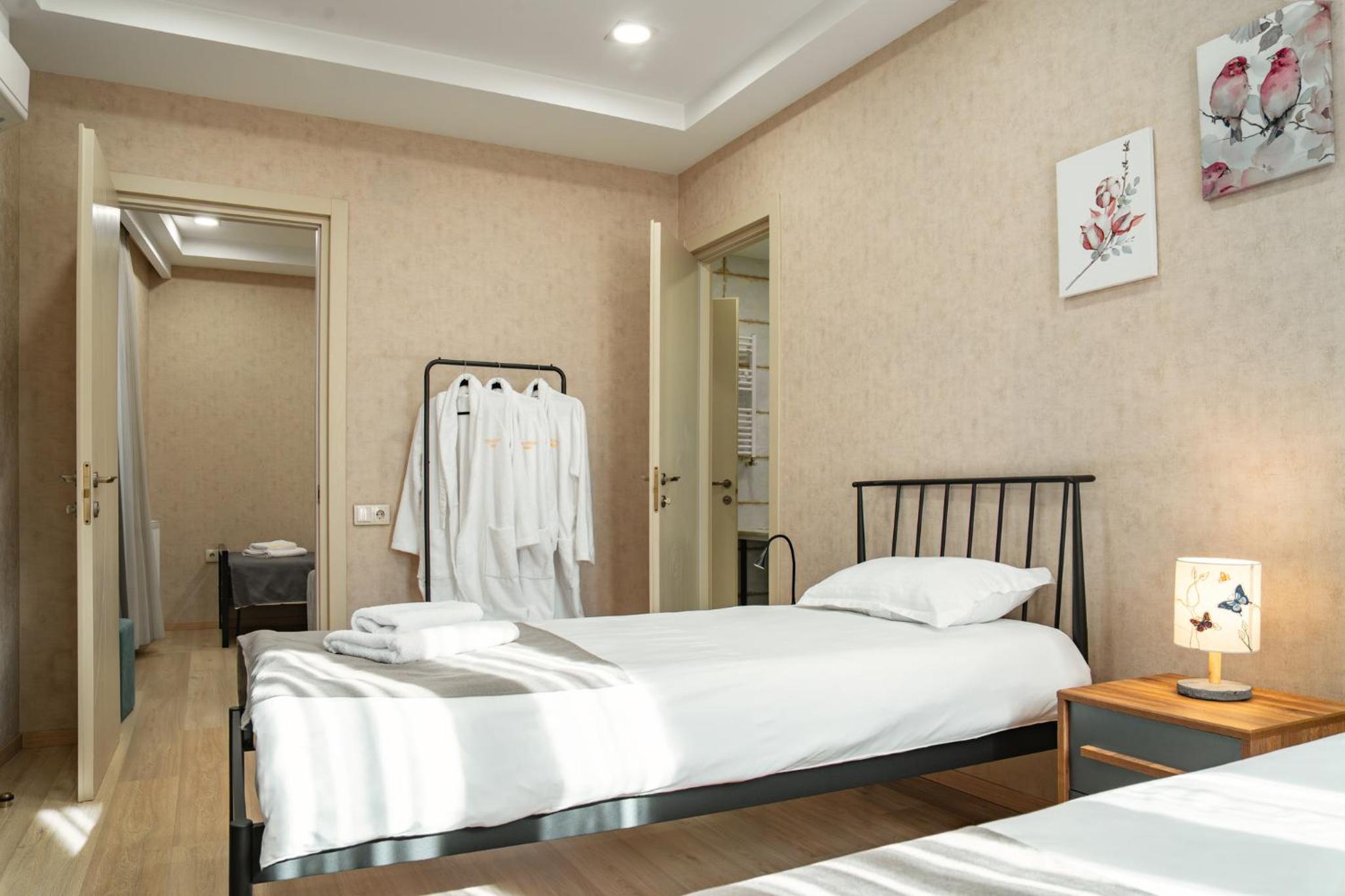 Classic Triple Room